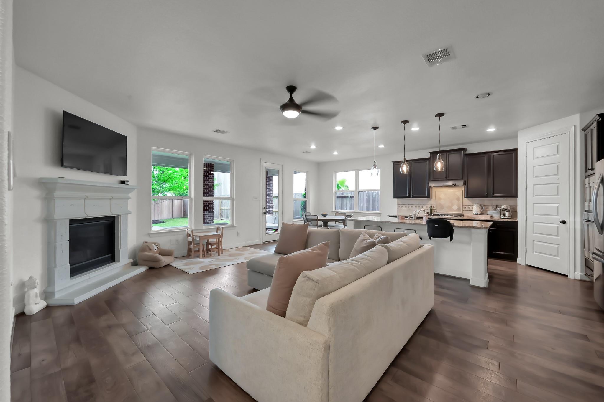 22202 Weller Oaks Drive