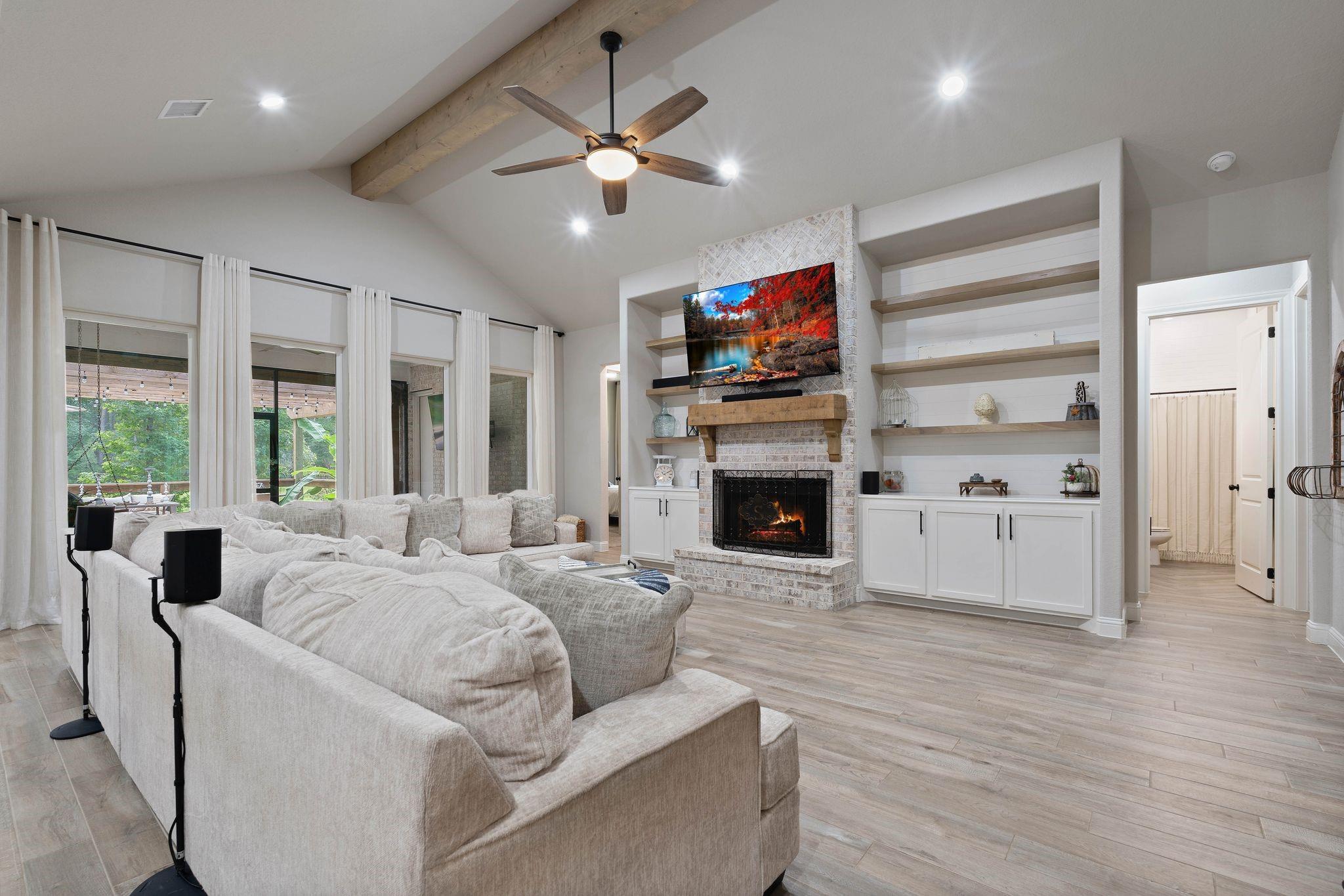 206 Rim Rock Road