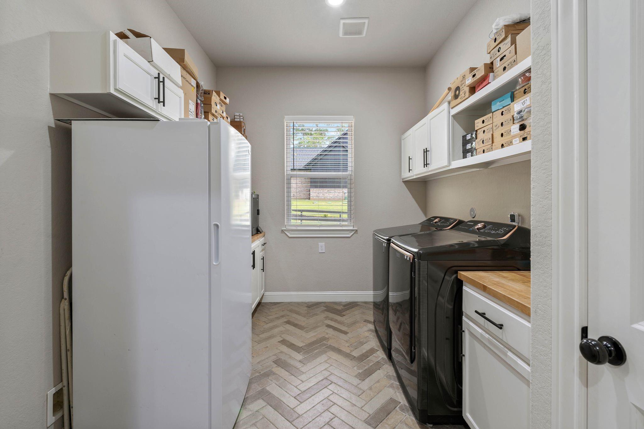 206 Rim Rock Road