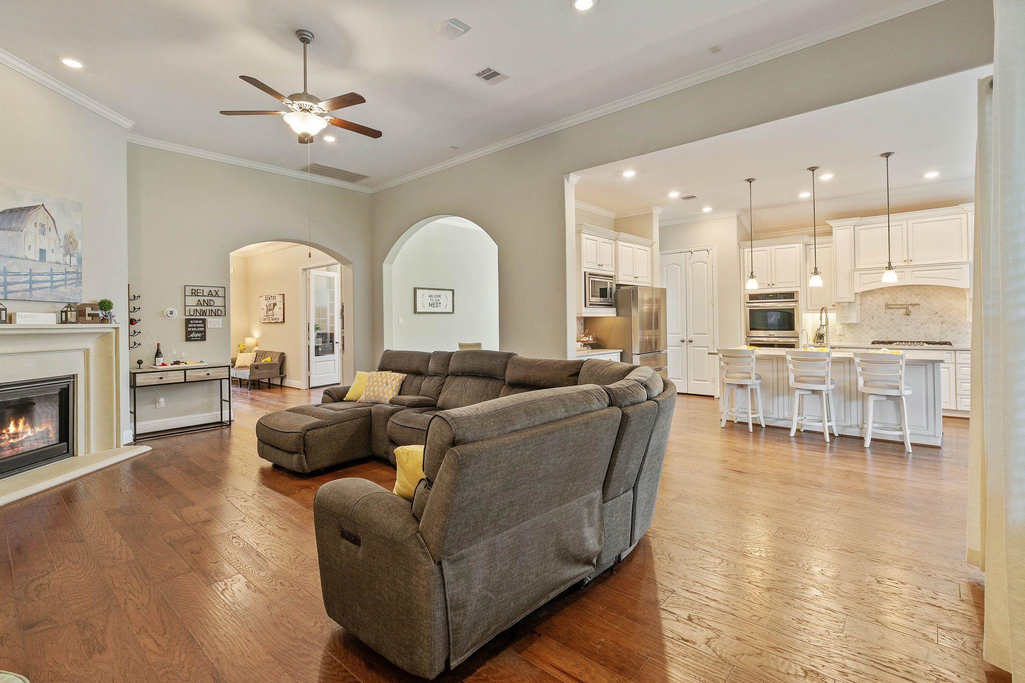 8910 Stonebriar Creek Crossing