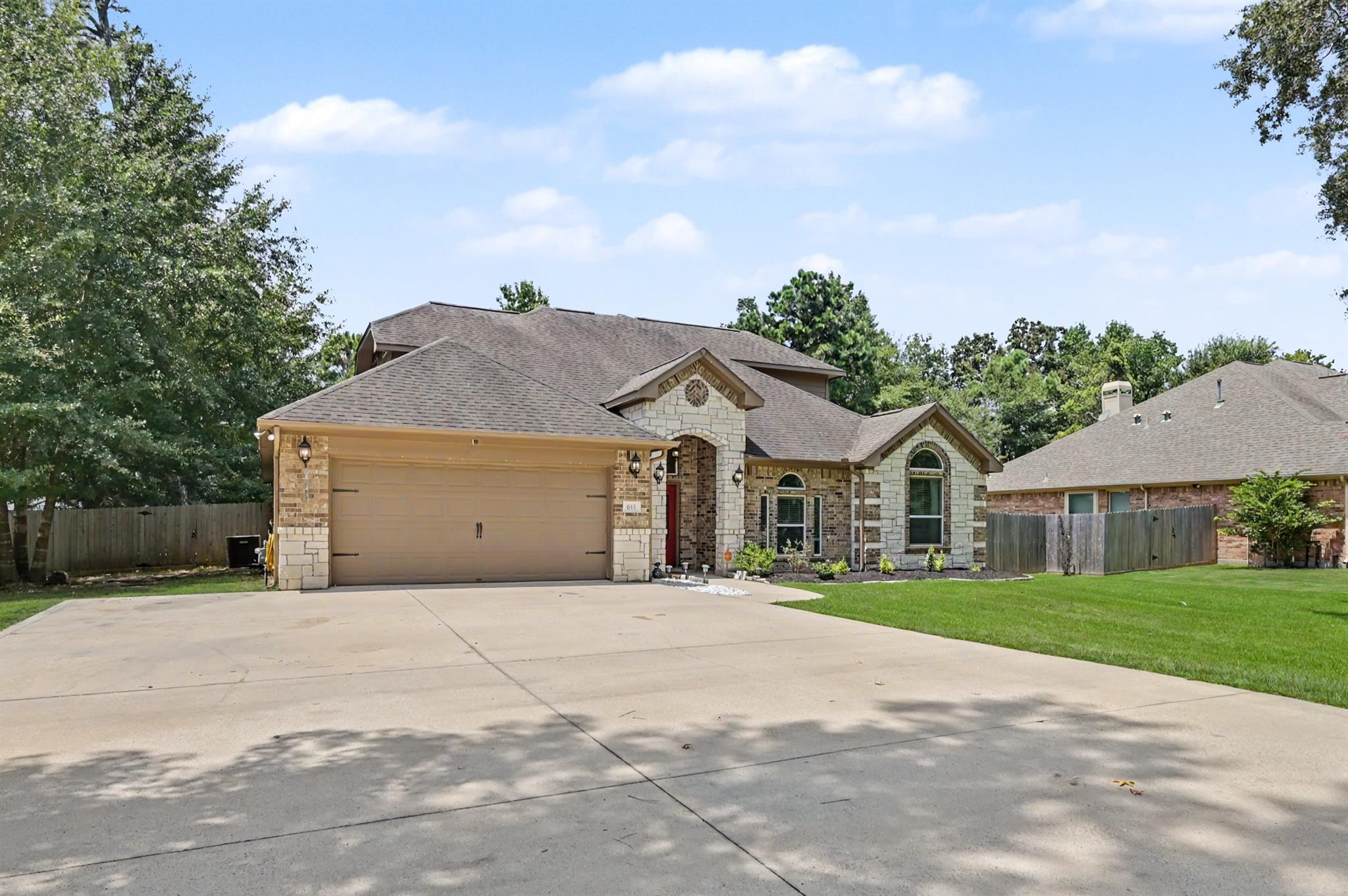 615 Weisinger Drive
