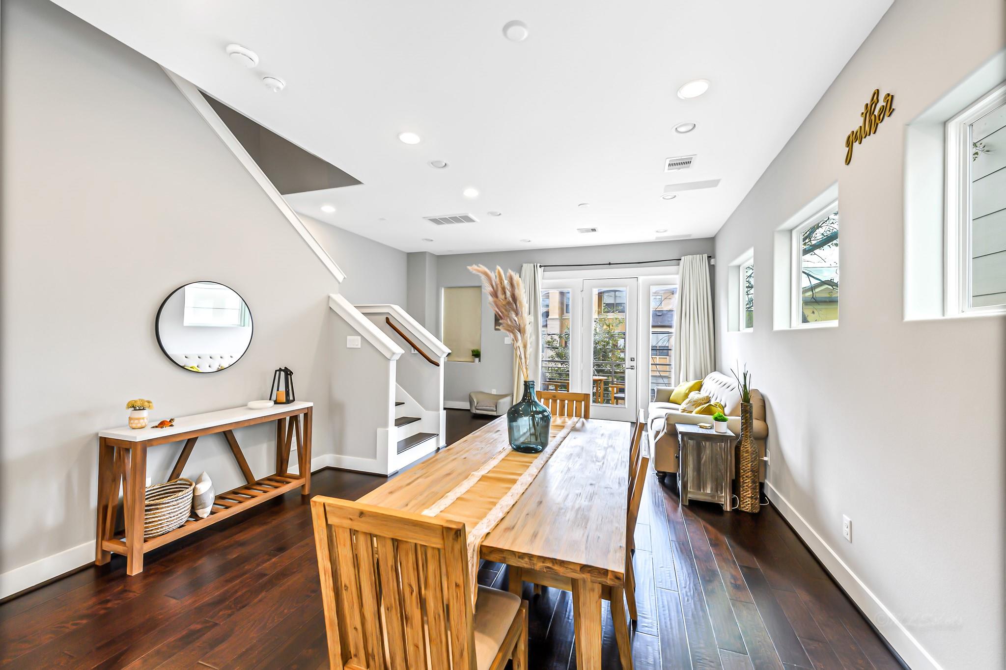 3105 Gillespie Street