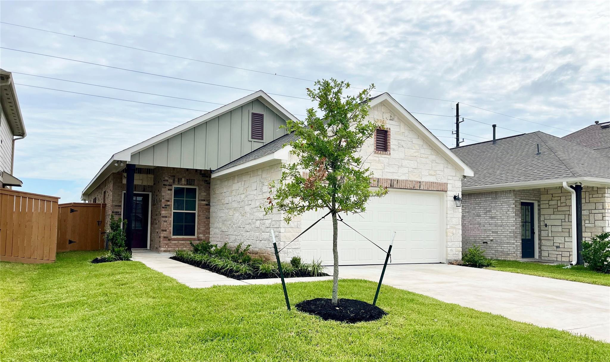 950 Mockingbird Passage Drive