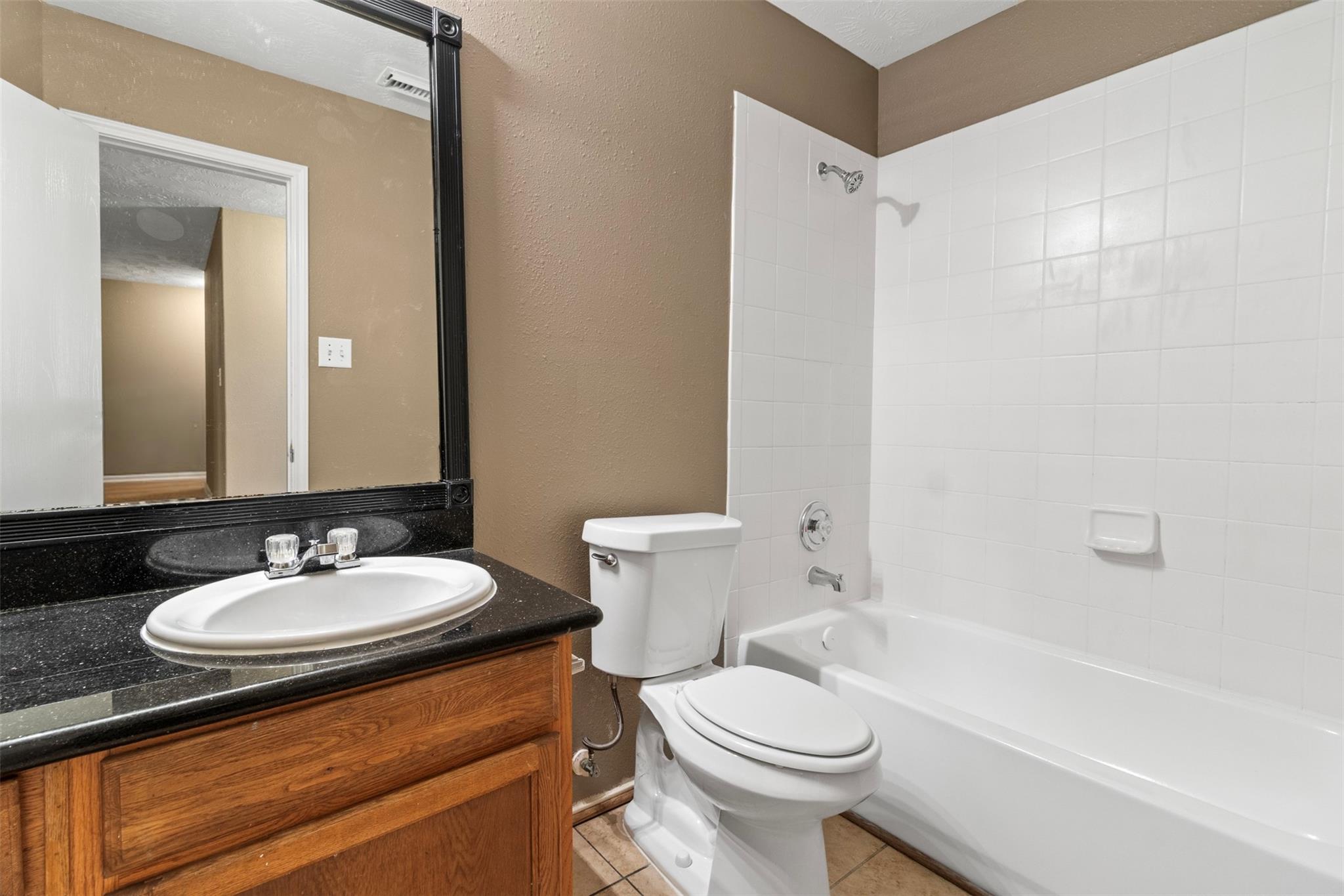 21207 Grand Linden Court