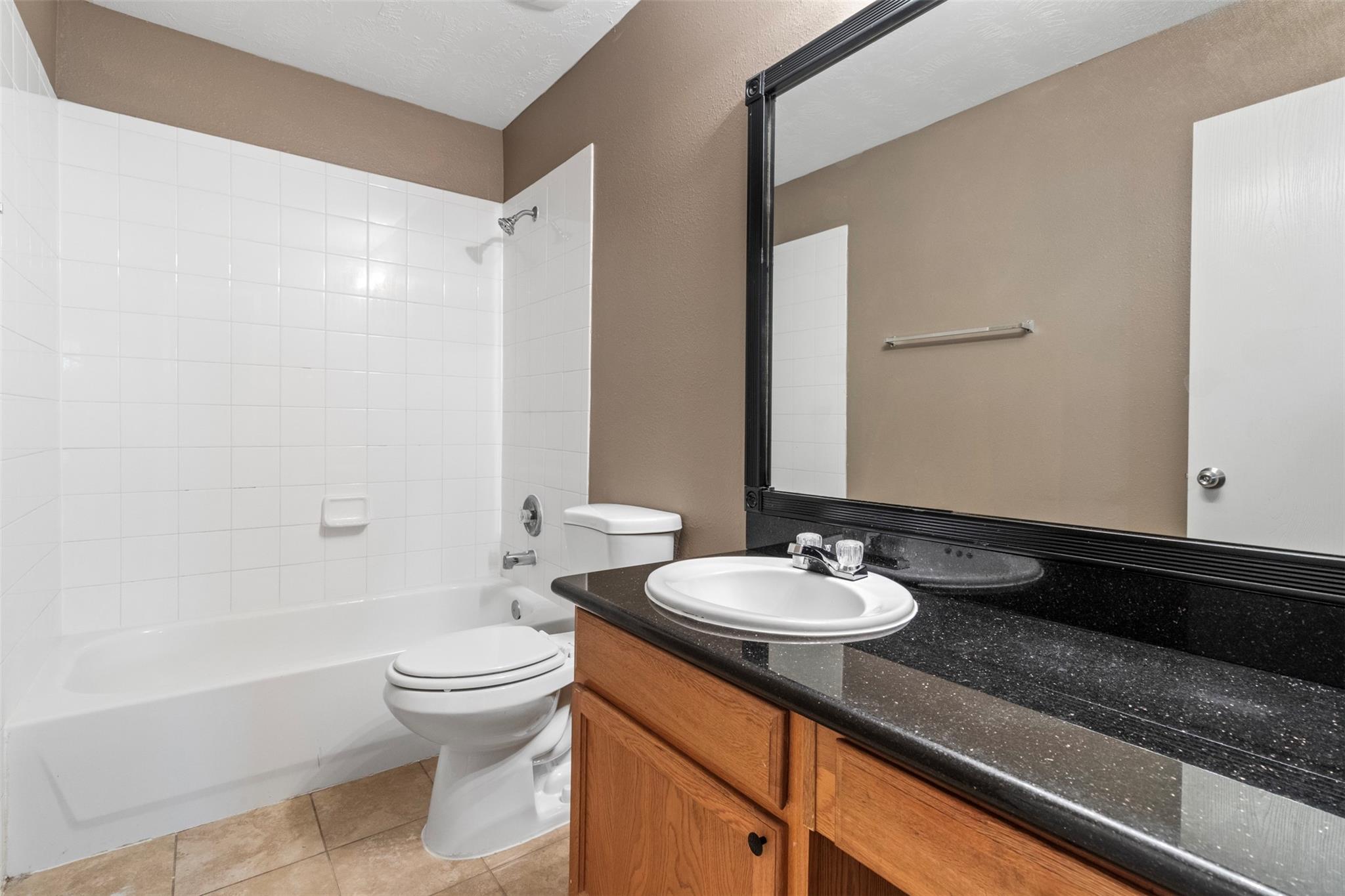 21207 Grand Linden Court