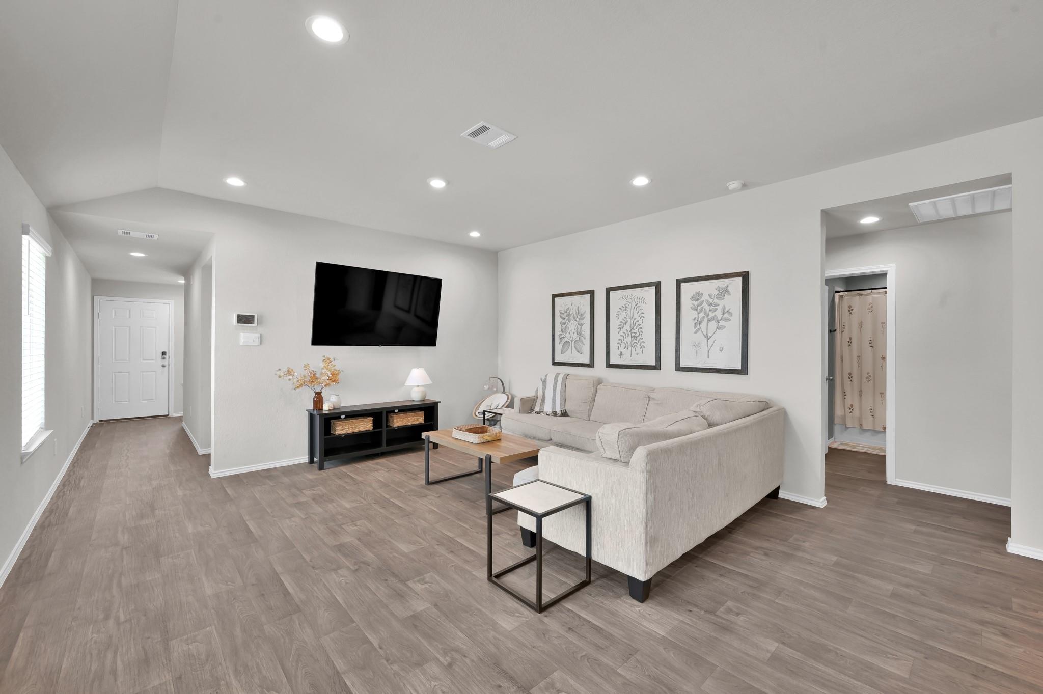 13916 Great Pines Court