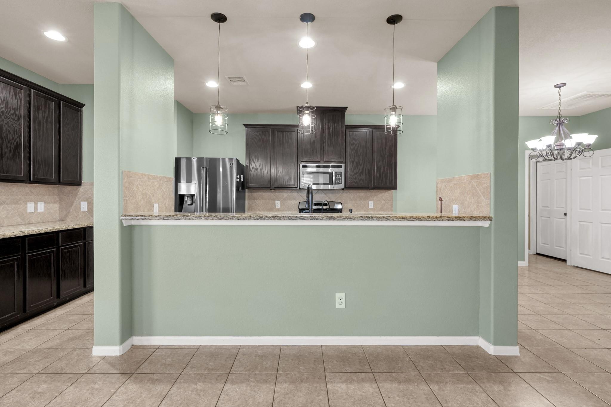 23310 E Pine Ivy Ln Lane