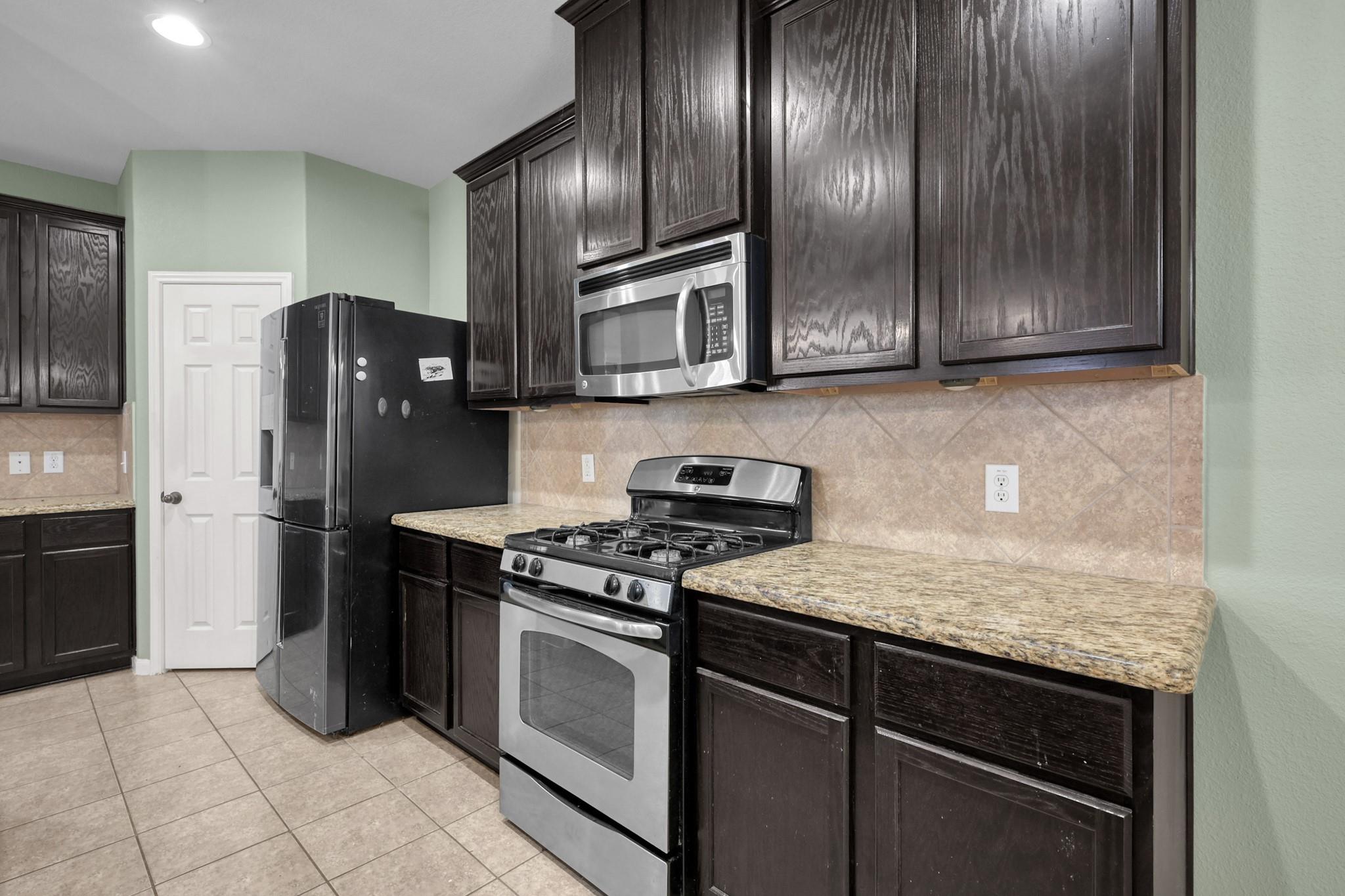 23310 E Pine Ivy Ln Lane