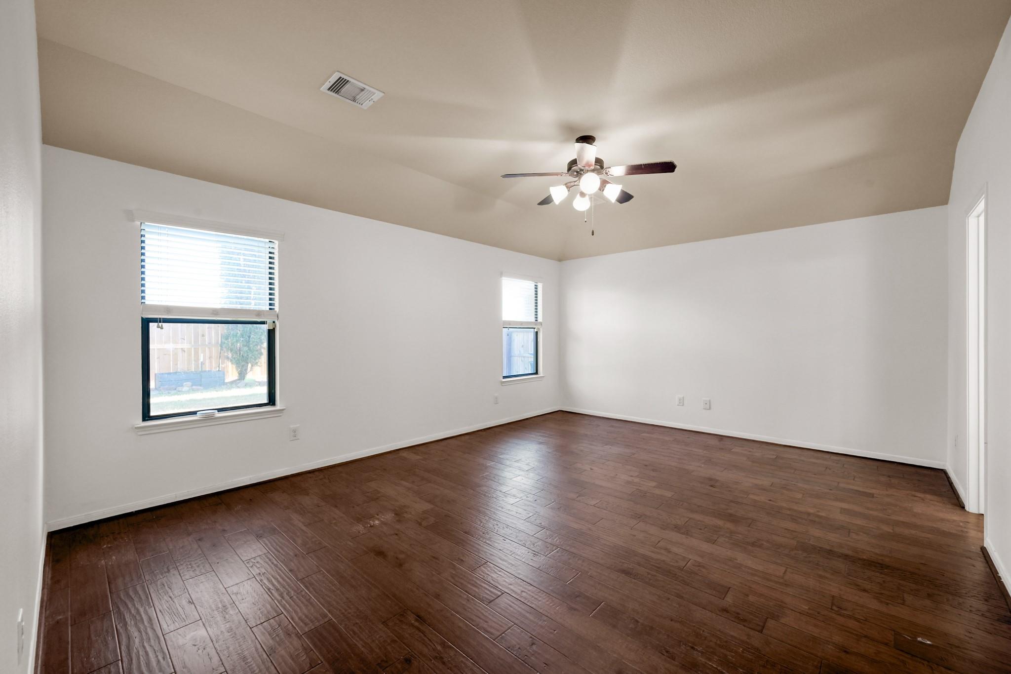 23310 E Pine Ivy Ln Lane