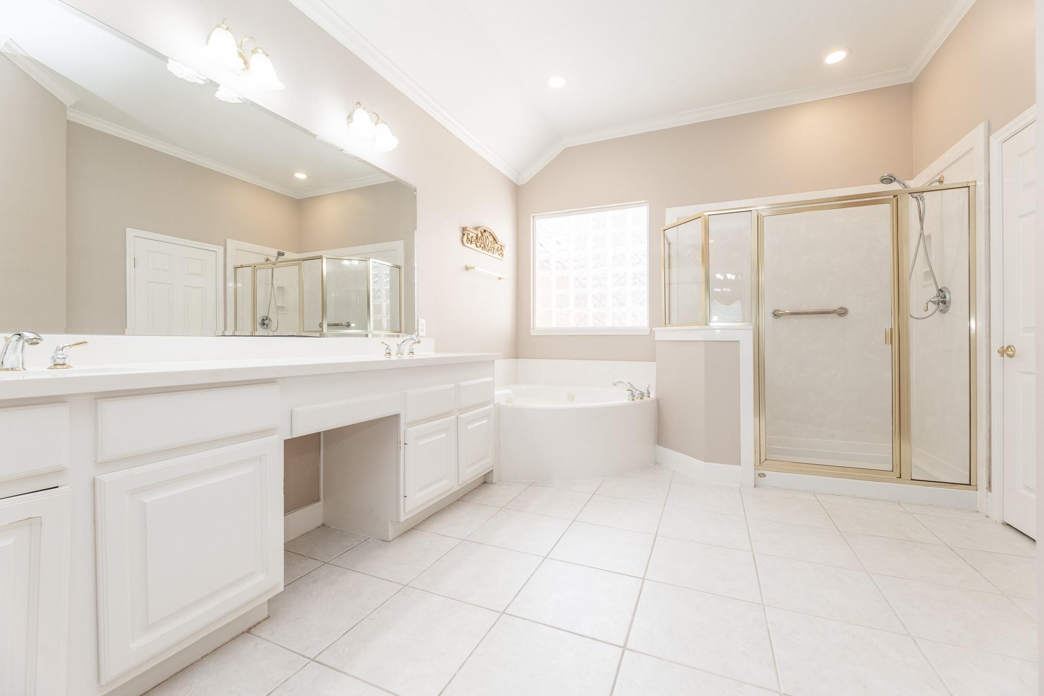 1222 Brinson Court