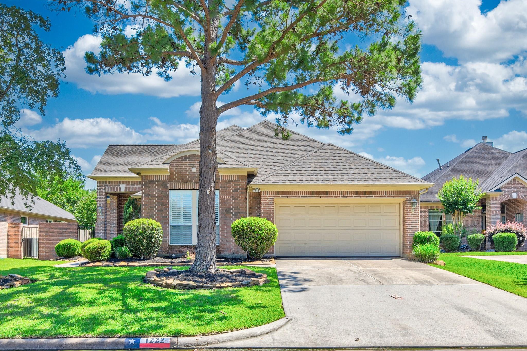 1222 Brinson Court