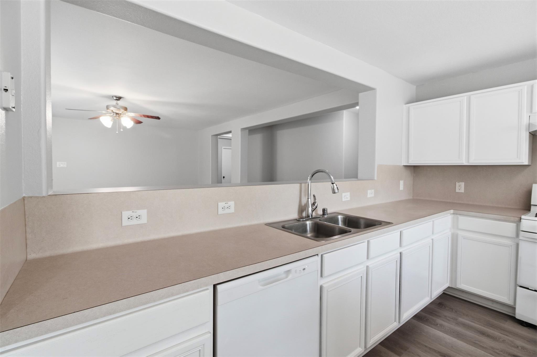 11422 Cabbot Cove Court