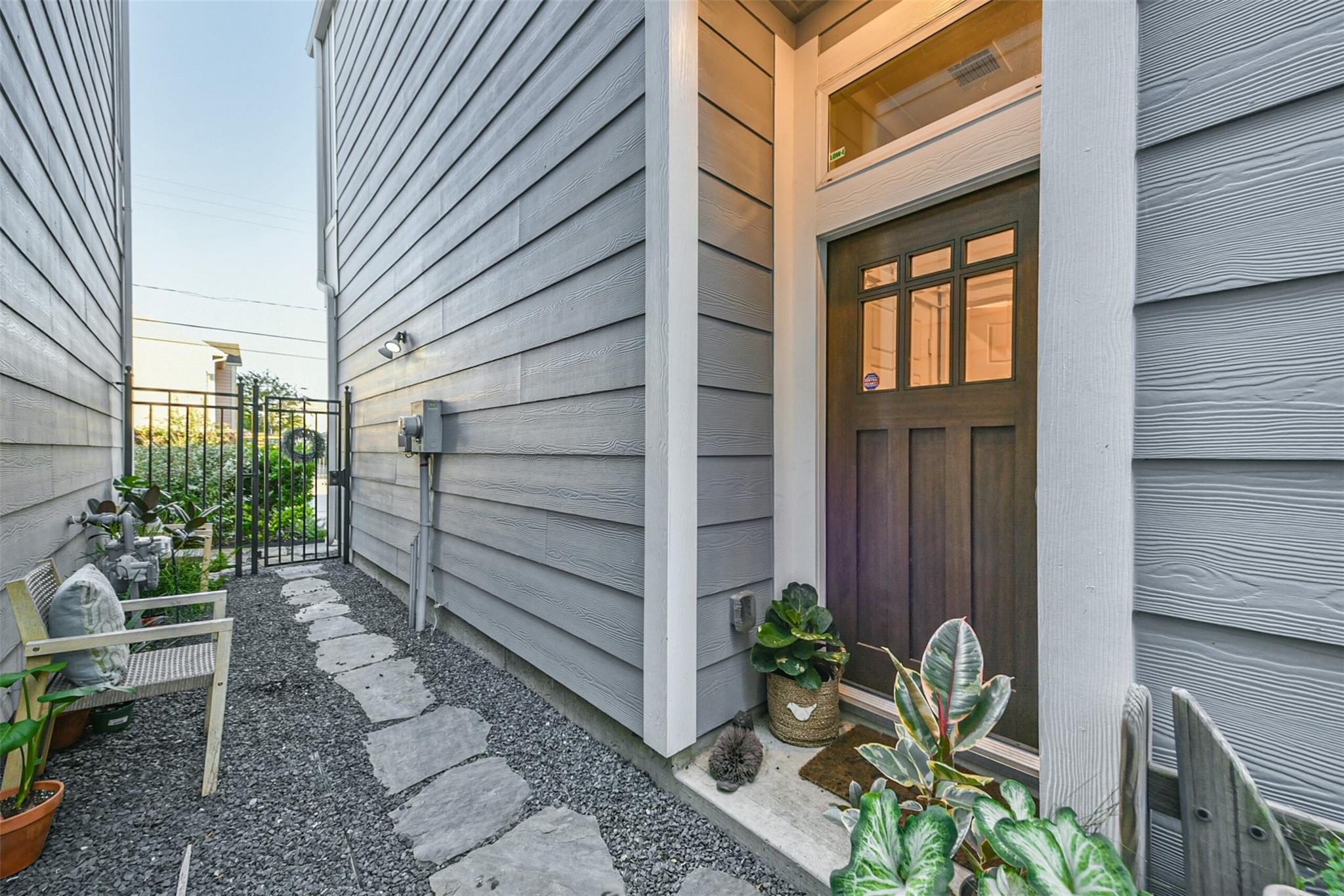 3222 Gillespie Street