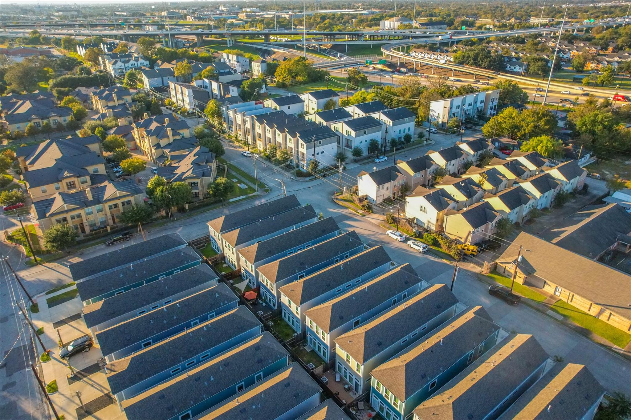 3222 Gillespie Street