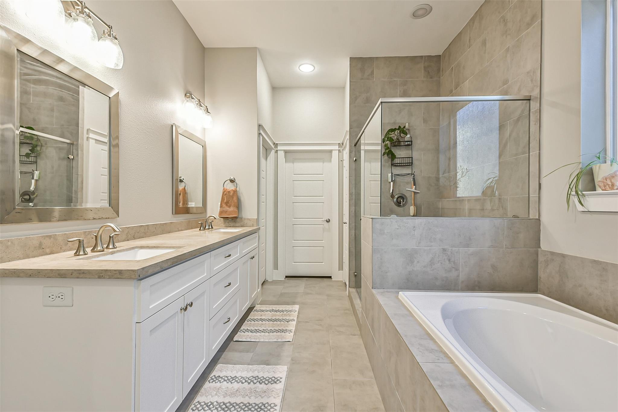 3222 Gillespie Street