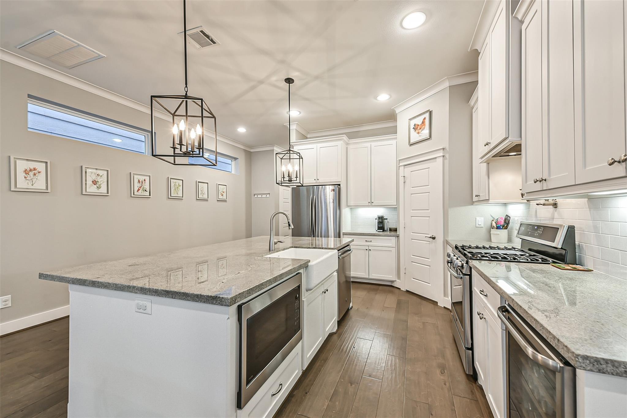 3222 Gillespie Street