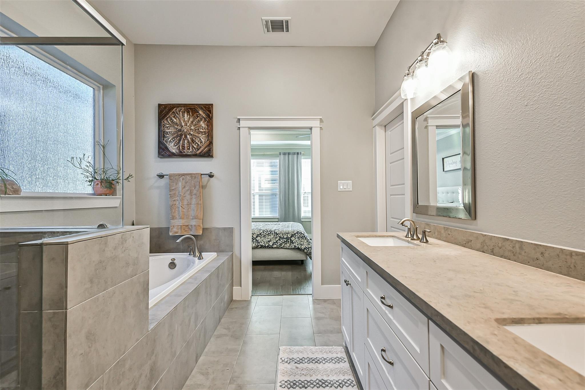 3222 Gillespie Street