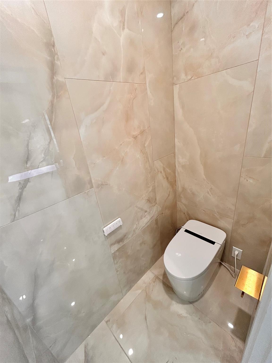 5014 Creekmont Drive