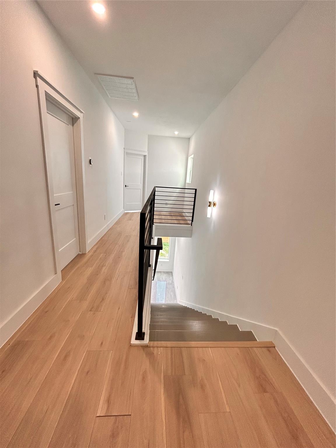 5014 Creekmont Drive