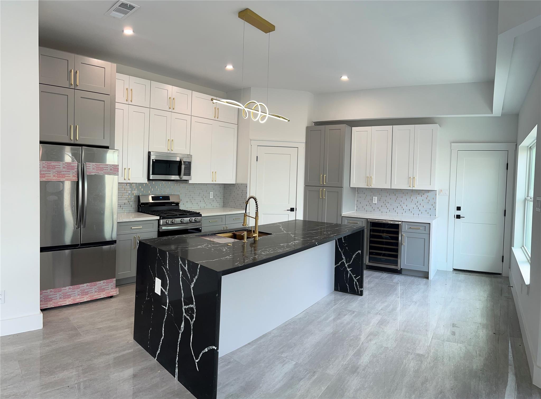 5014 Creekmont Drive