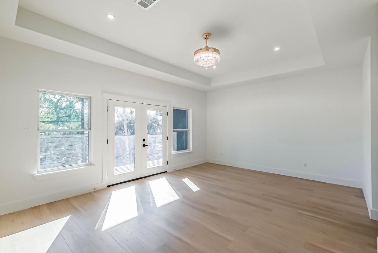 5014 Creekmont Drive