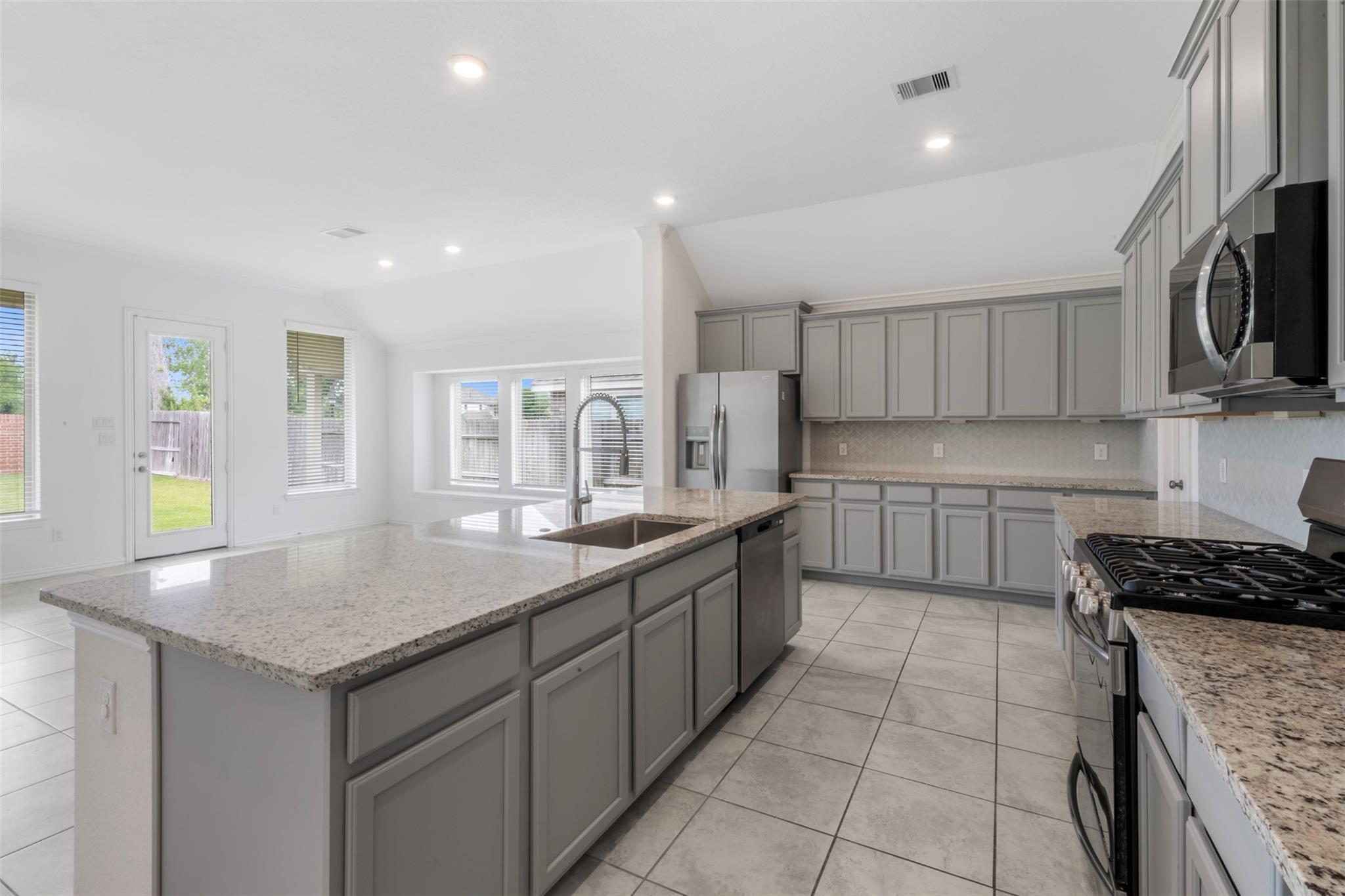 1610 Country Air Lane
