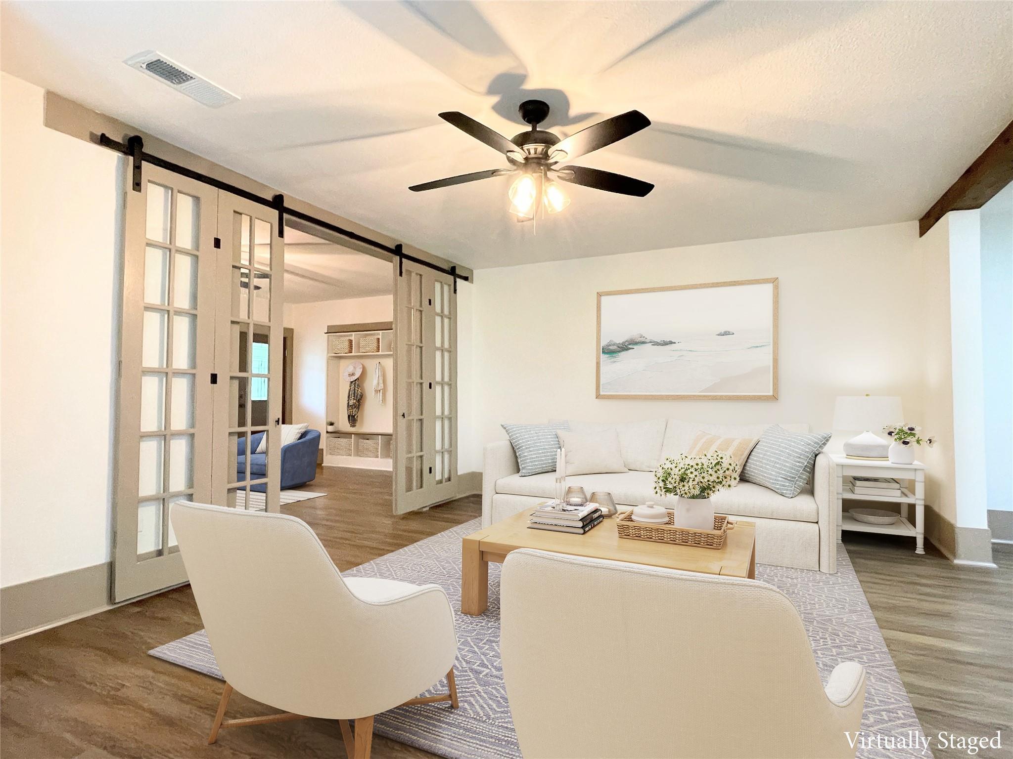 210 W Crescent Drive