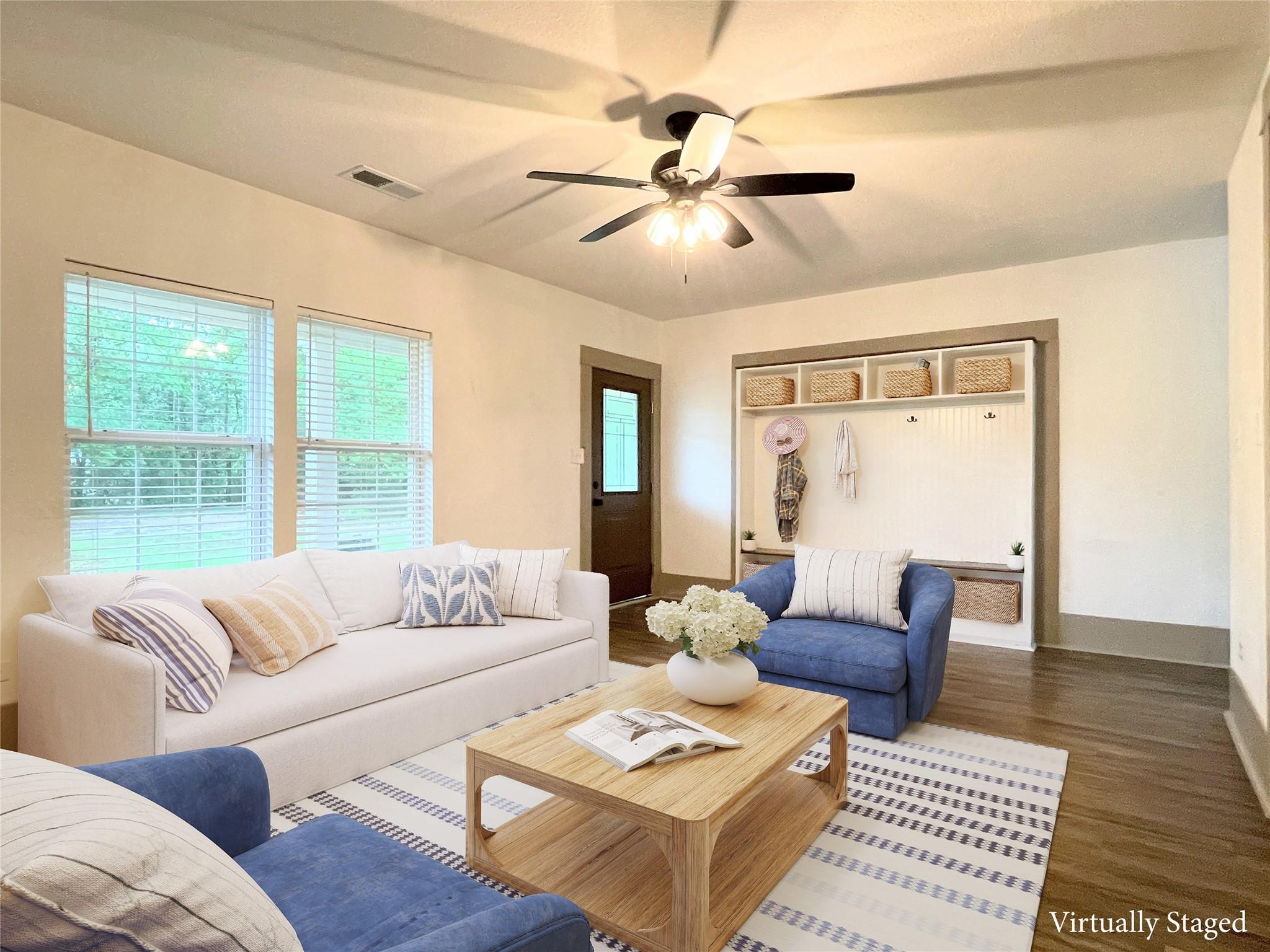 210 W Crescent Drive