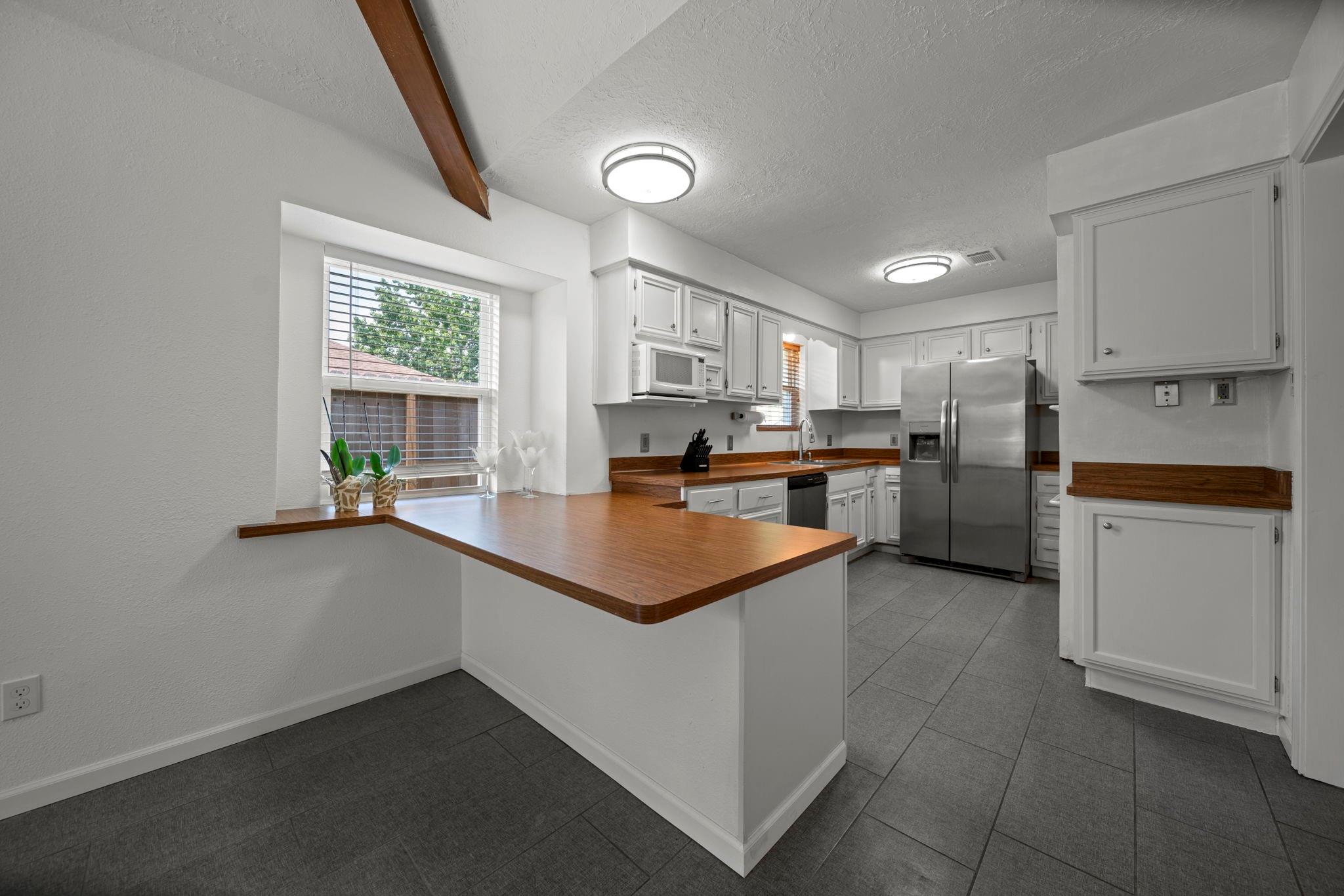8103 Autumn Willow Drive