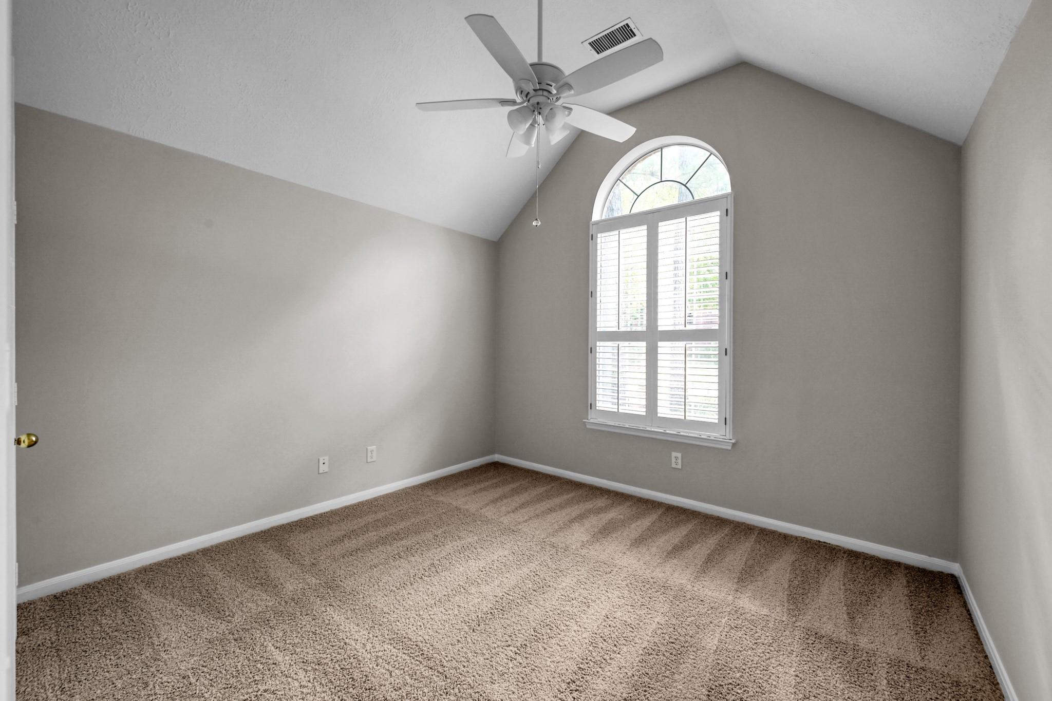 6 Long Springs Place