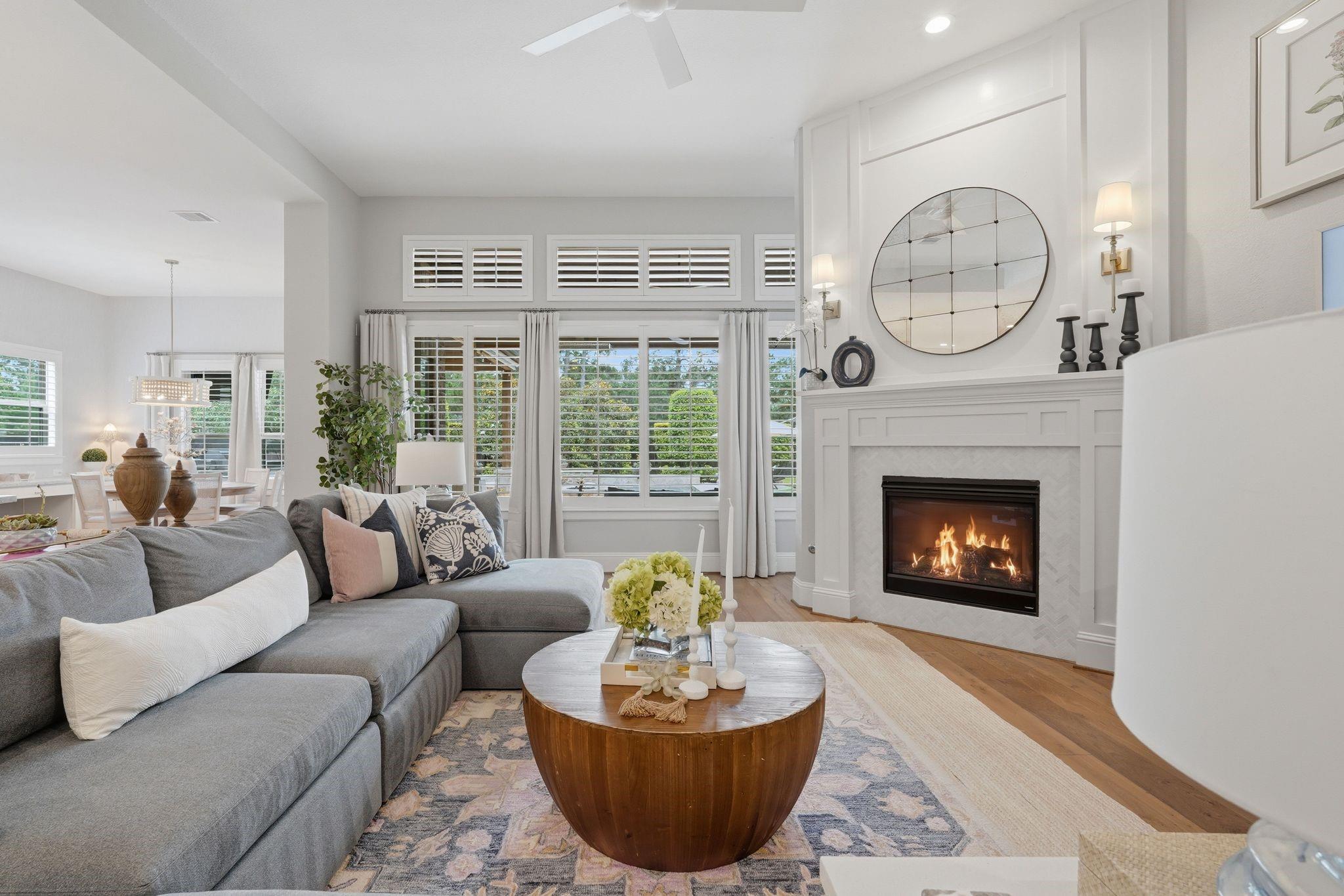 195 S Thatcher Bend Circle