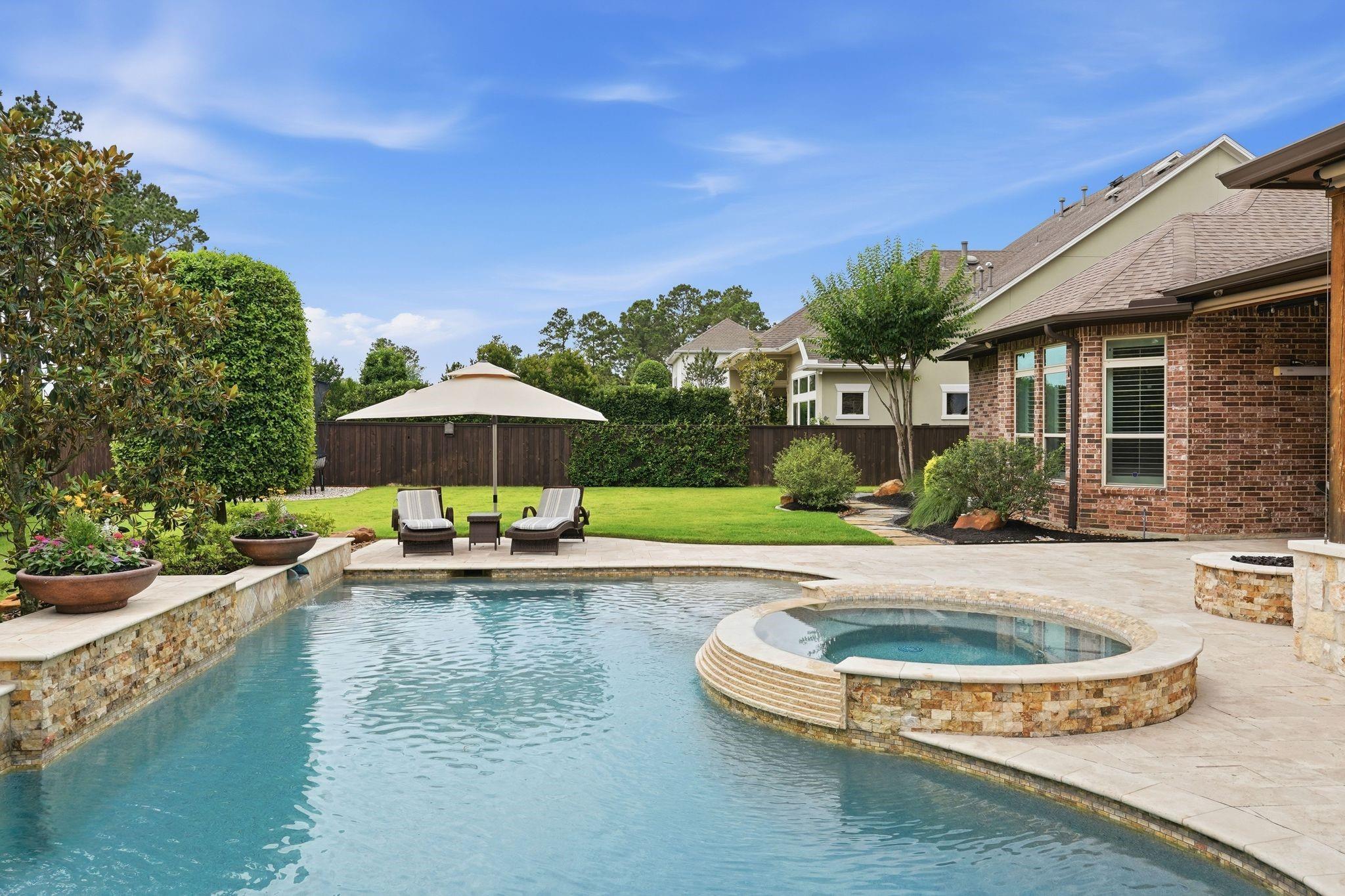 195 S Thatcher Bend Circle