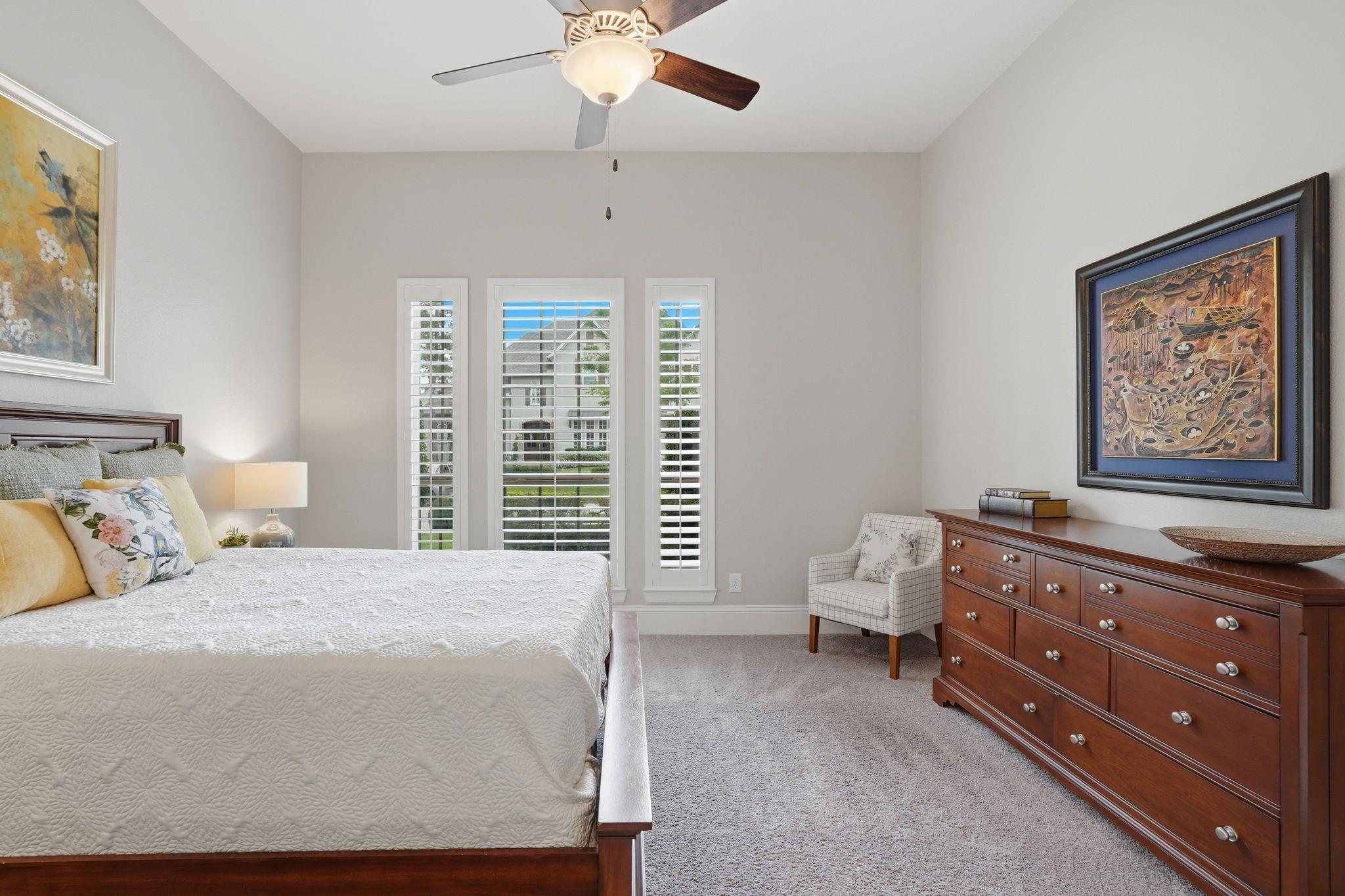 195 S Thatcher Bend Circle