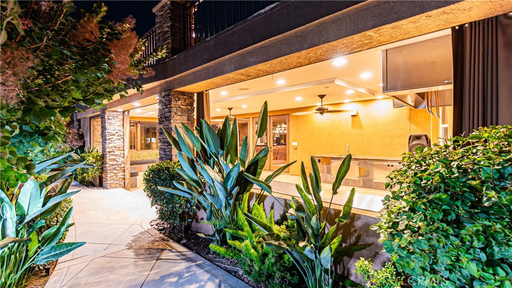 2023 Mesa View Lane