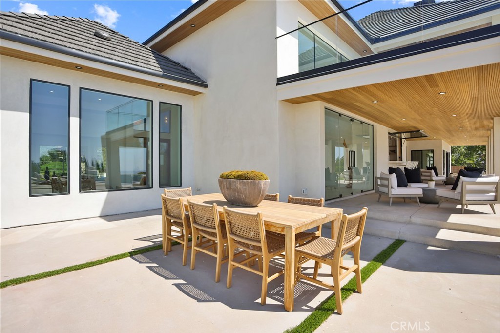 1257 Fetlock Way