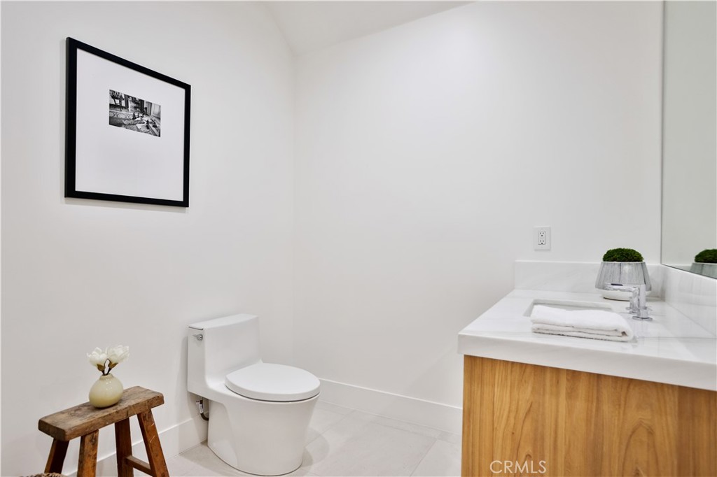 1257 Fetlock Way