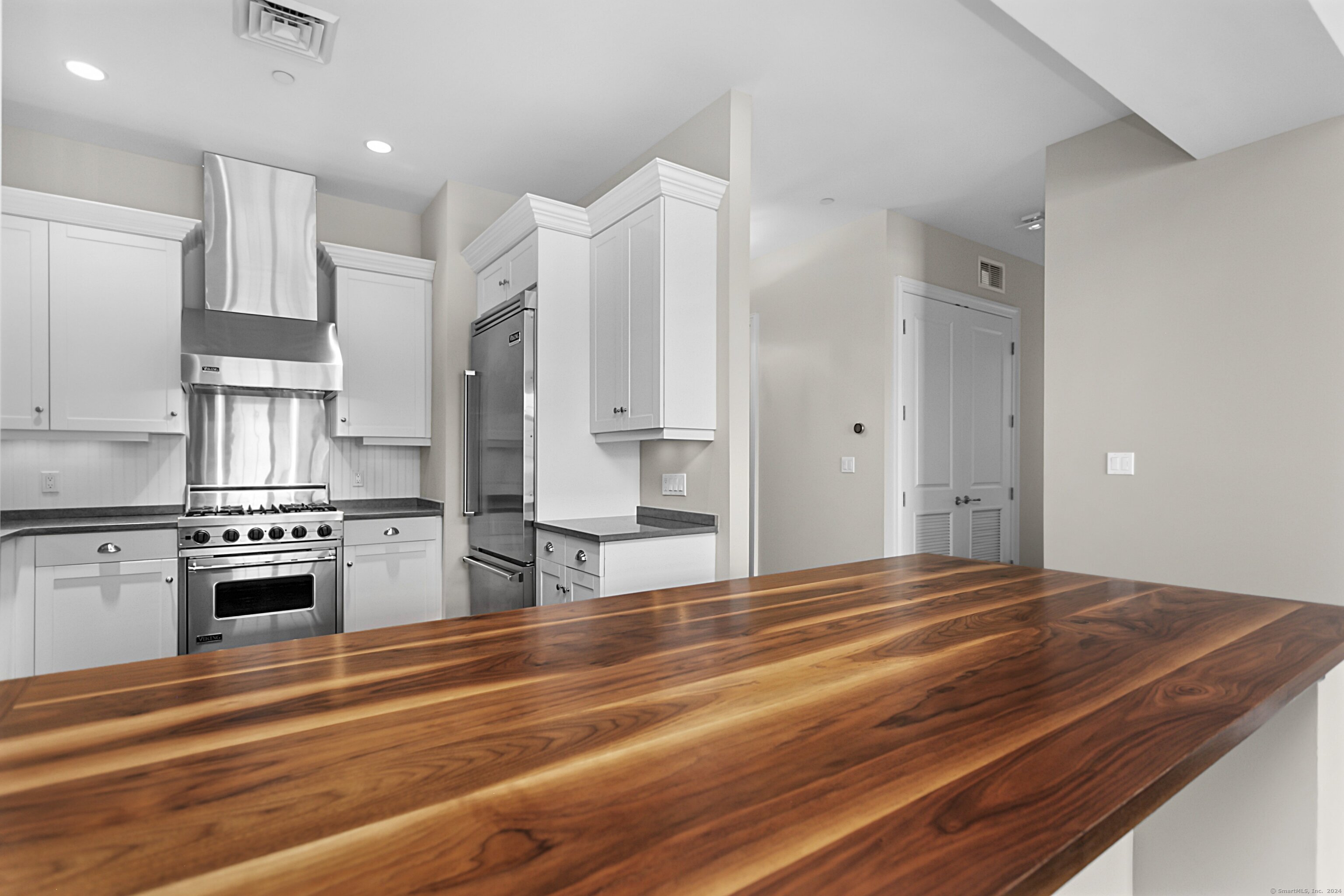 100 Stone Ridge Way APT 2G