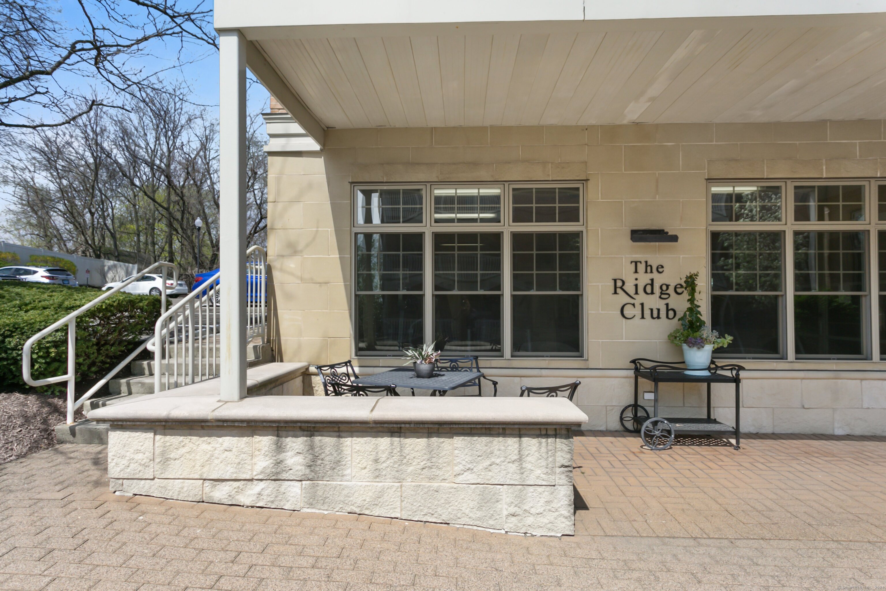 100 Stone Ridge Way APT 2G