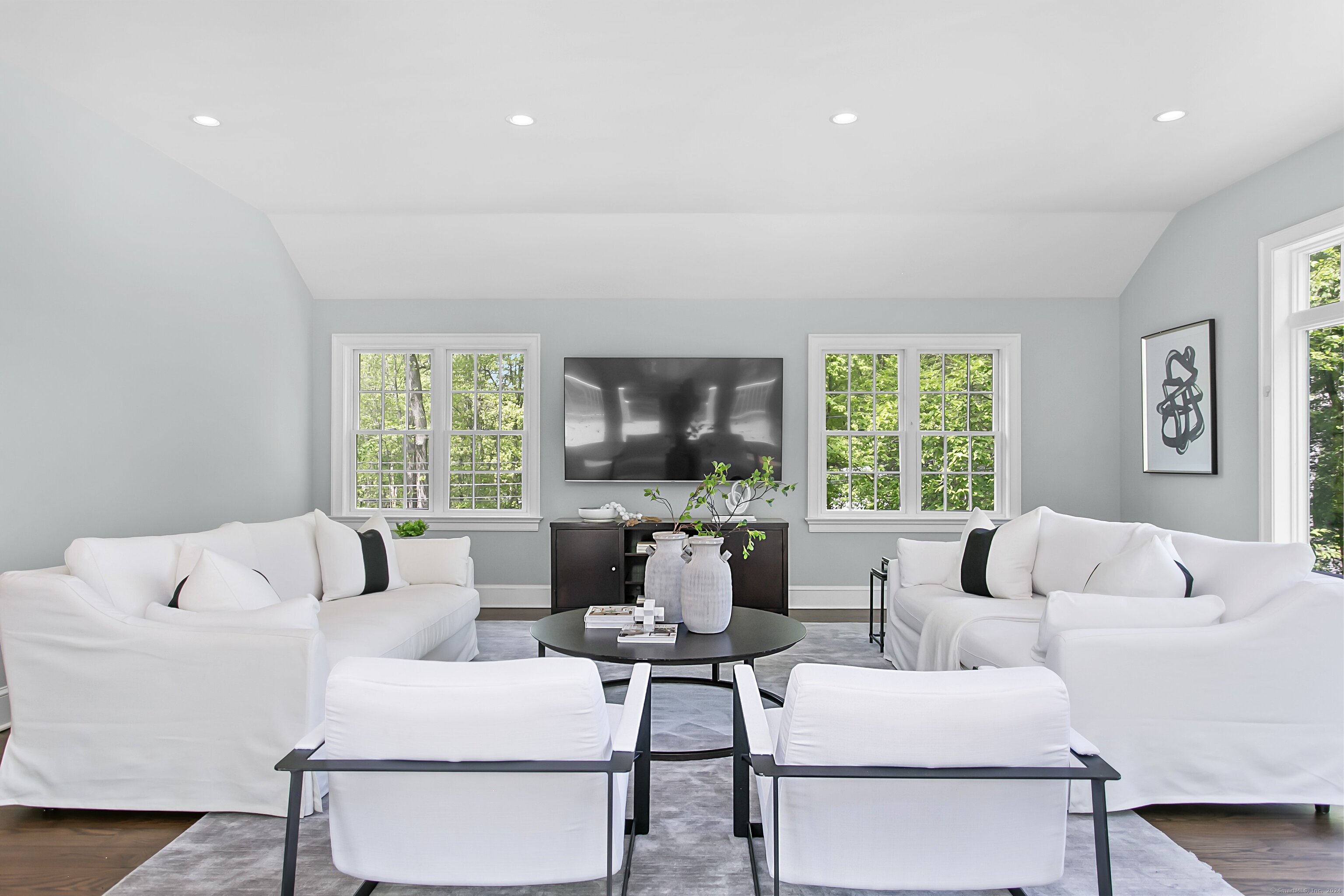5 Deerwood Road