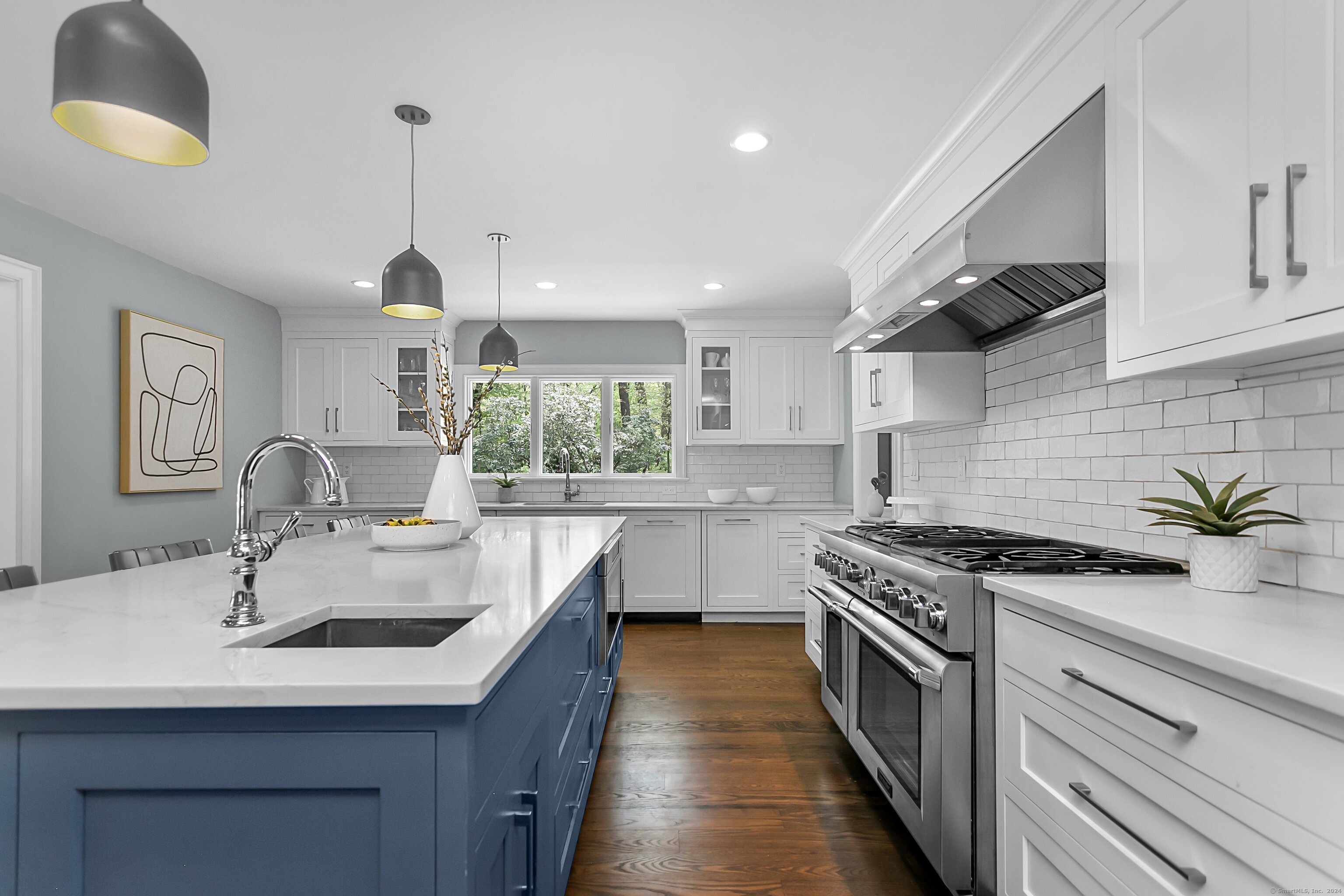 5 Deerwood Road