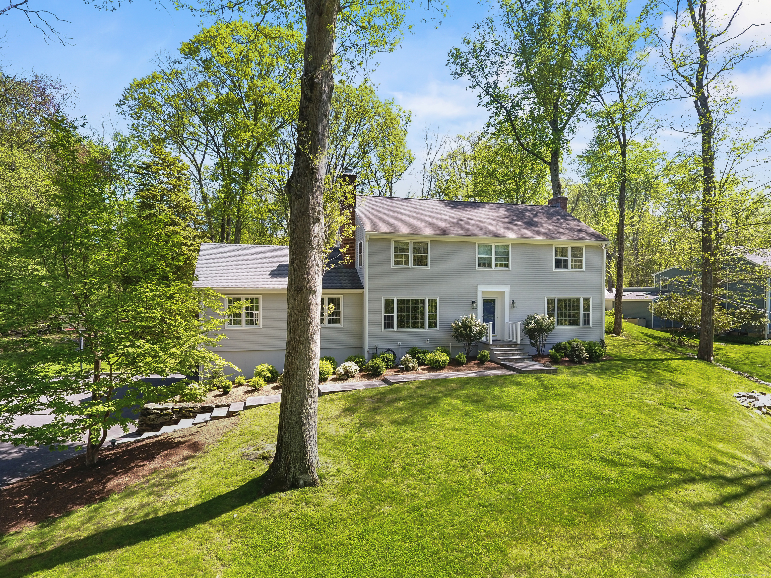 5 Deerwood Road
