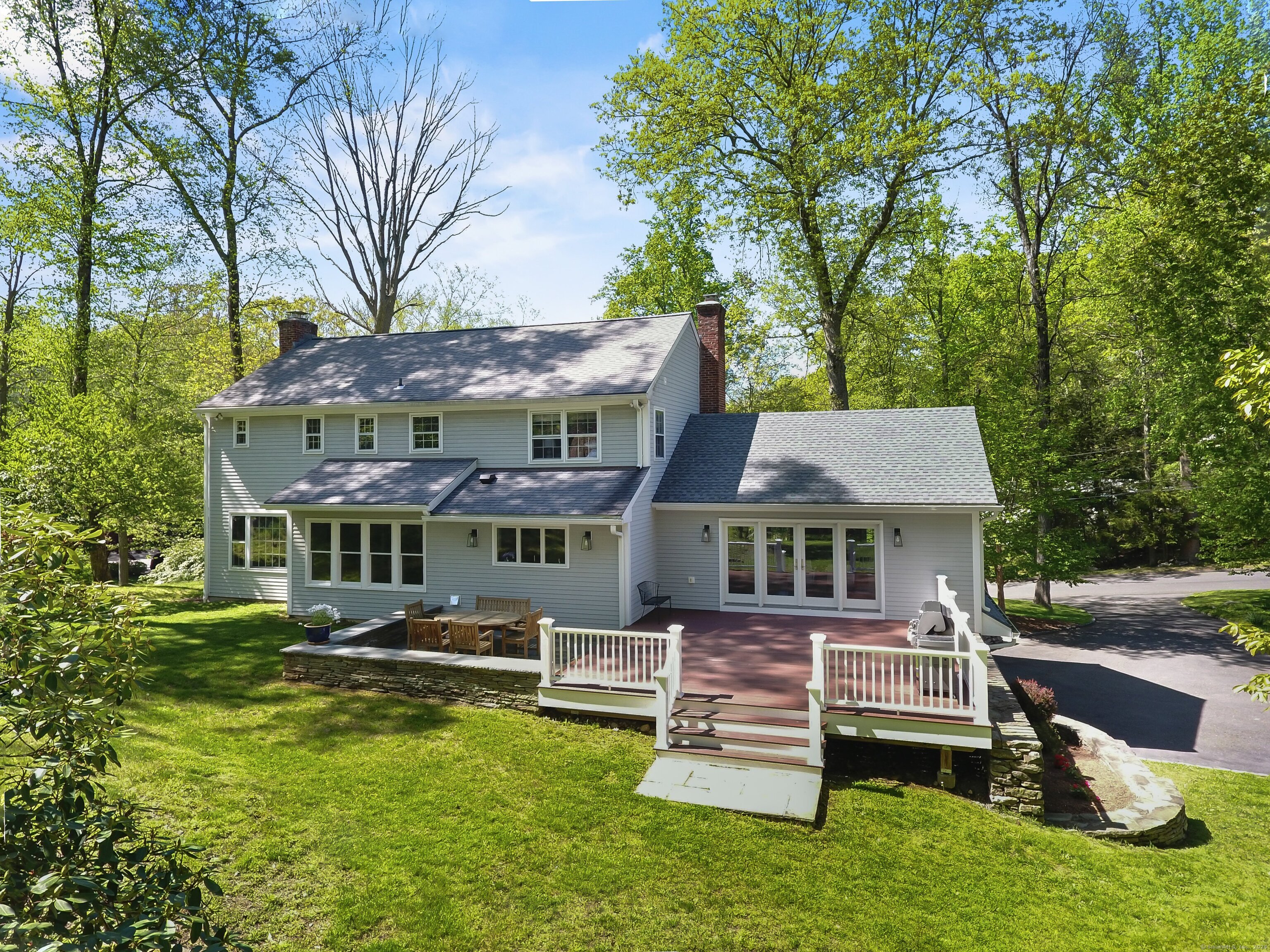 5 Deerwood Road