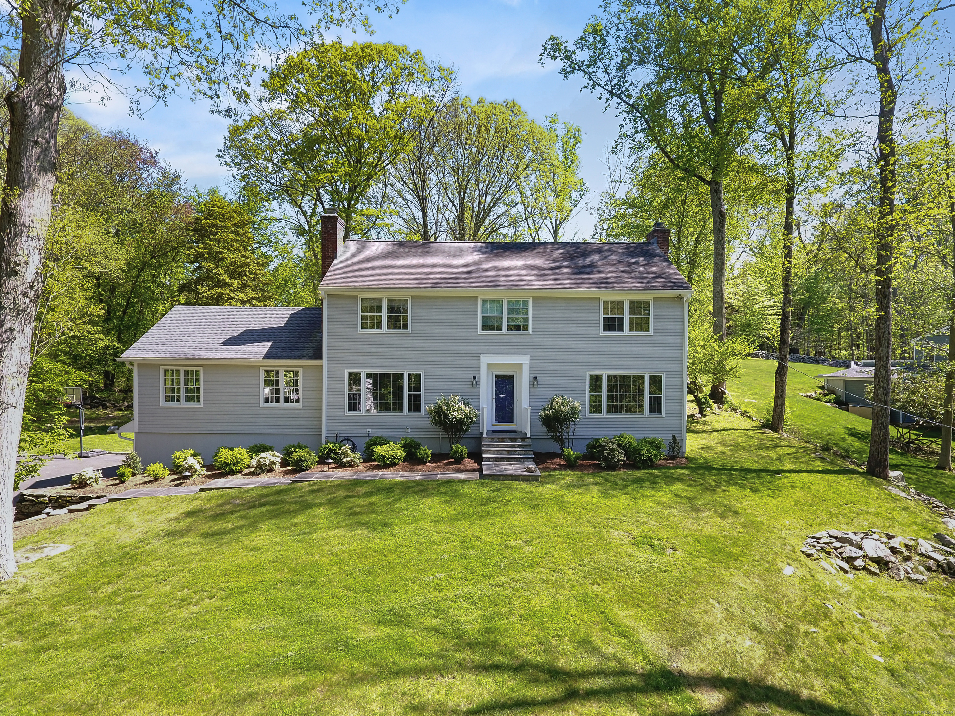 5 Deerwood Road