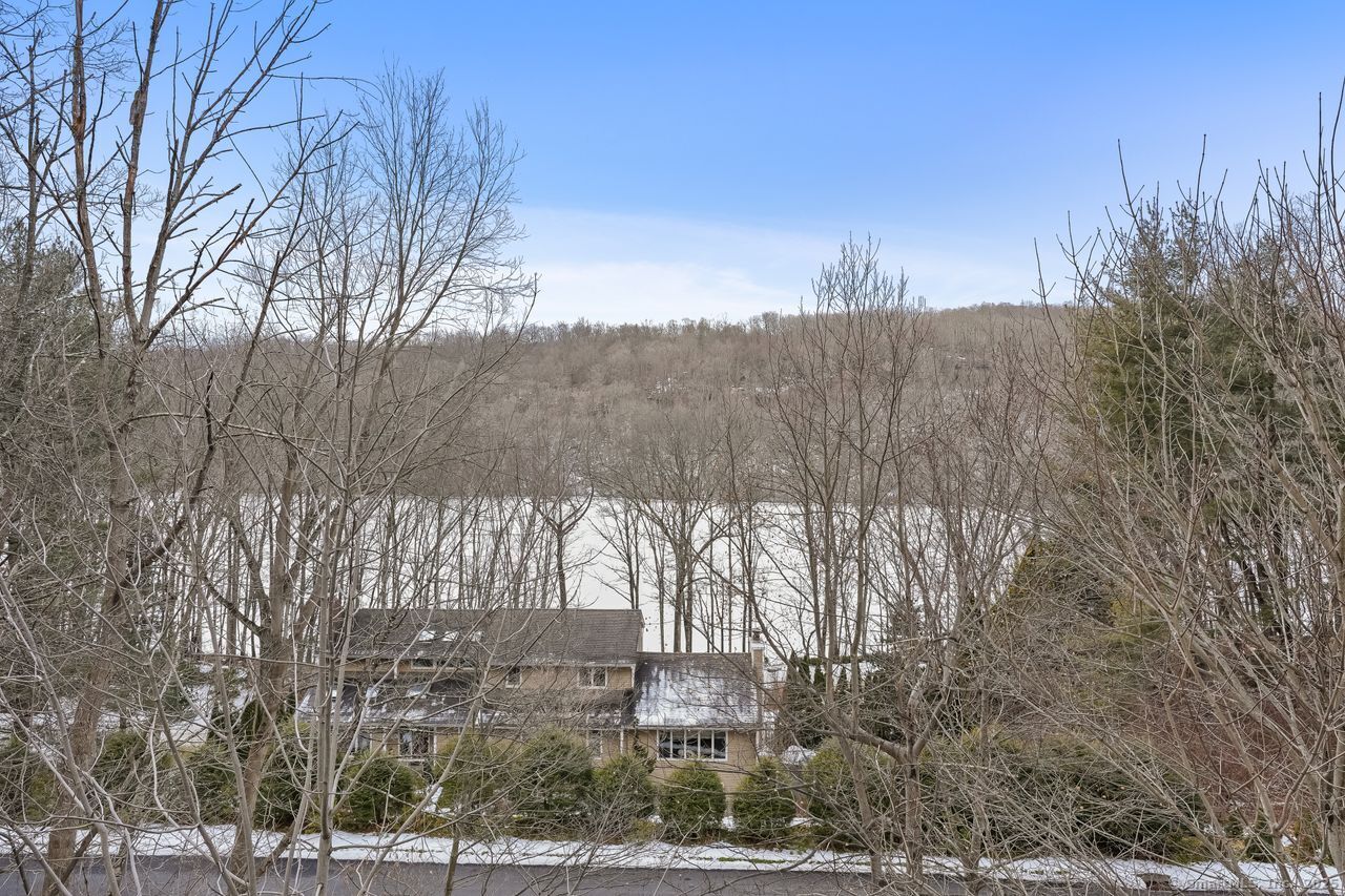 409 Tepi Drive