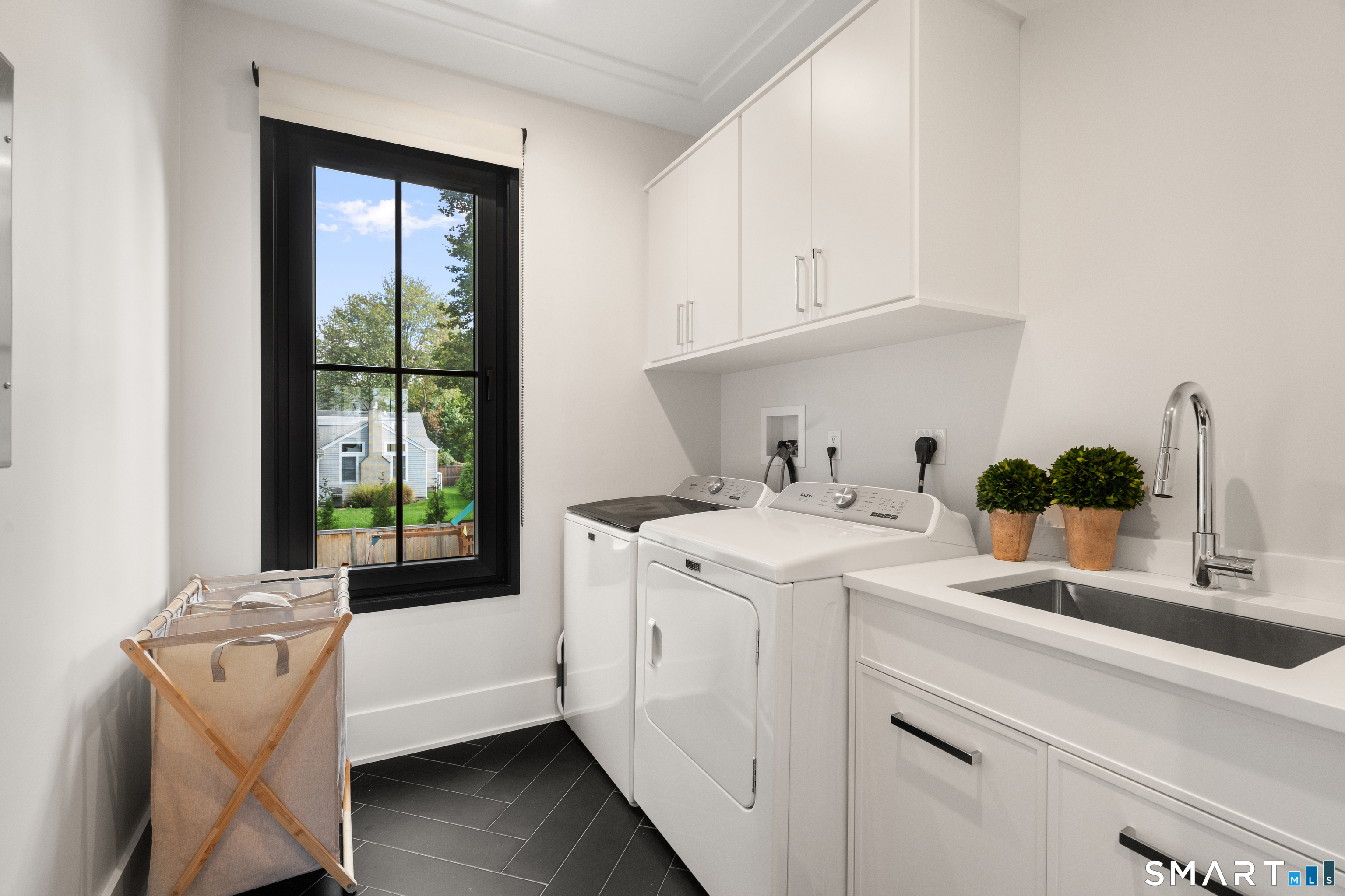 36 Bauer Pl Extension