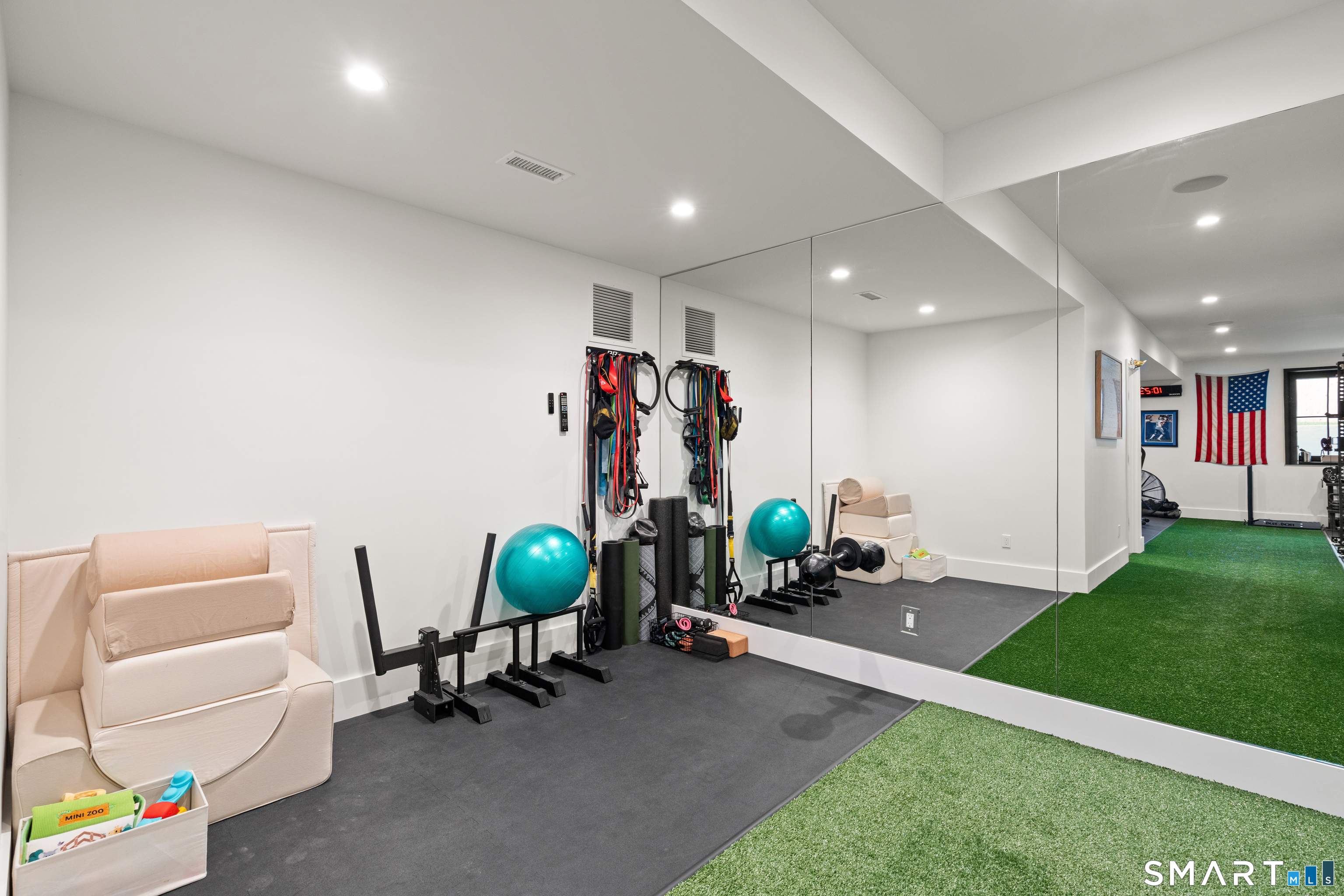 36 Bauer Pl Extension