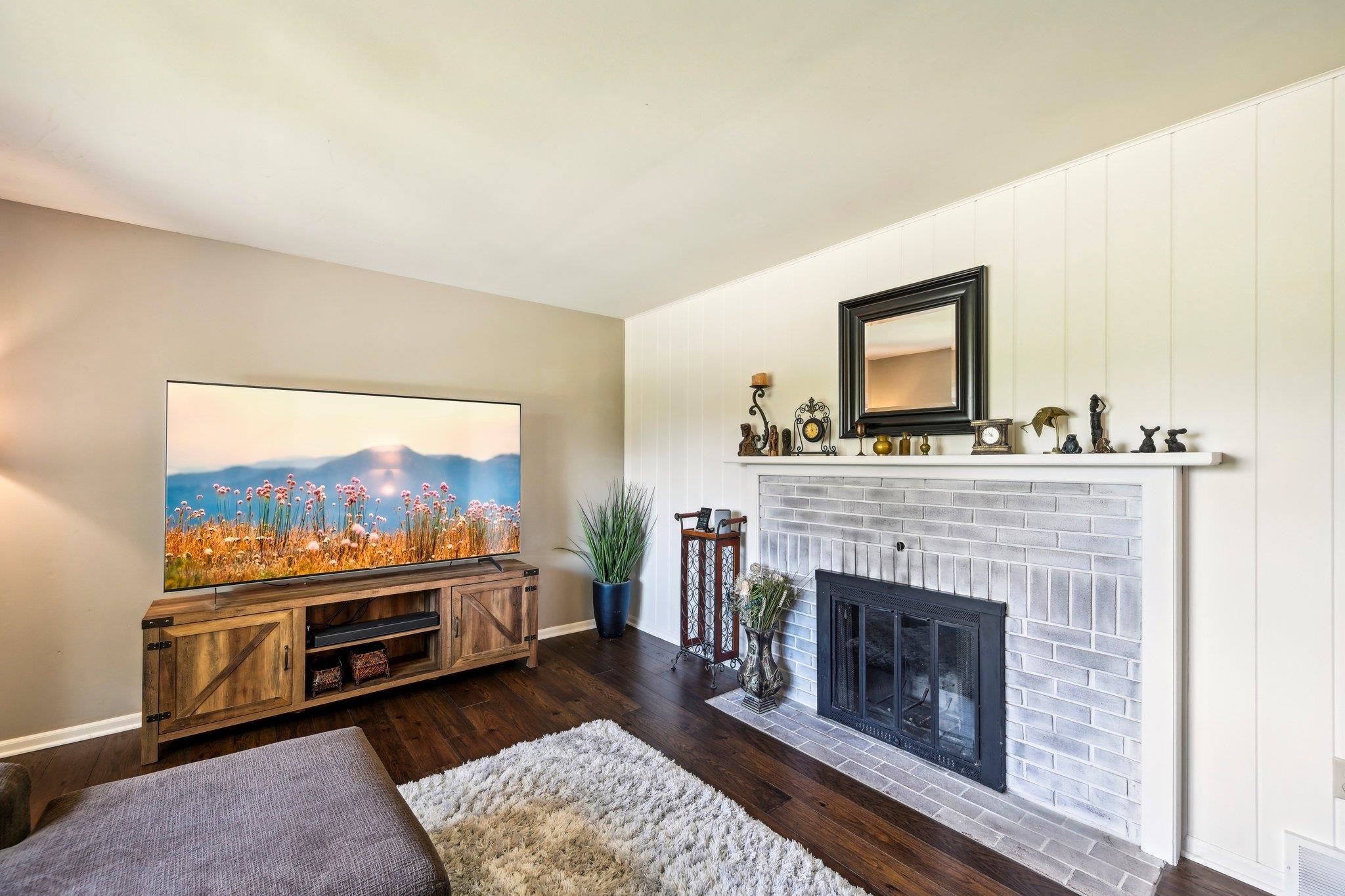 735 Westbrook Drive