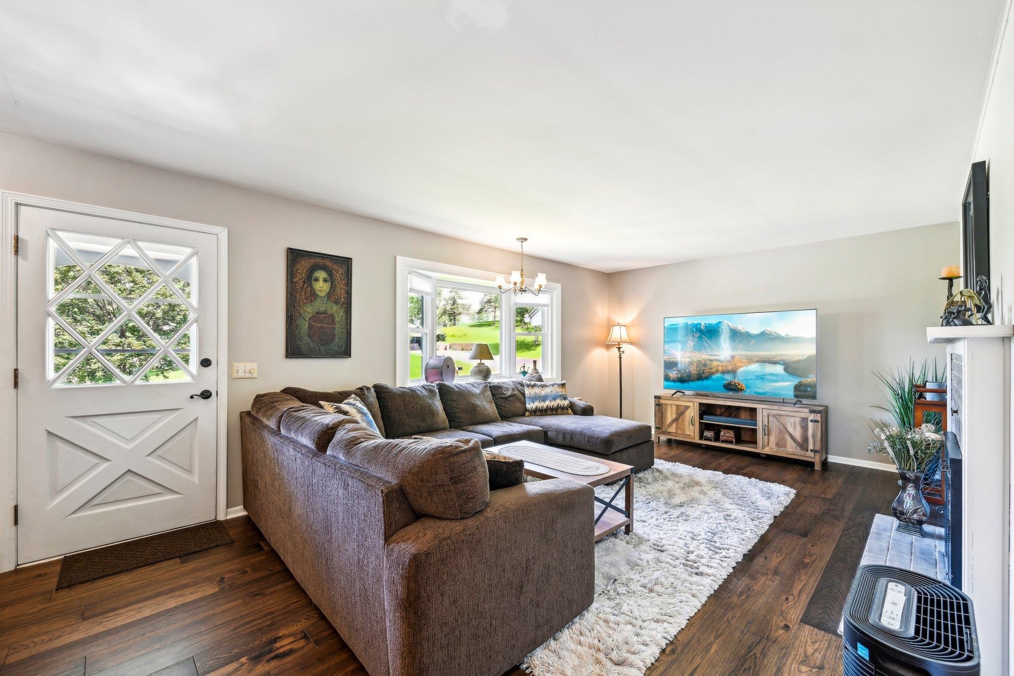 735 Westbrook Drive