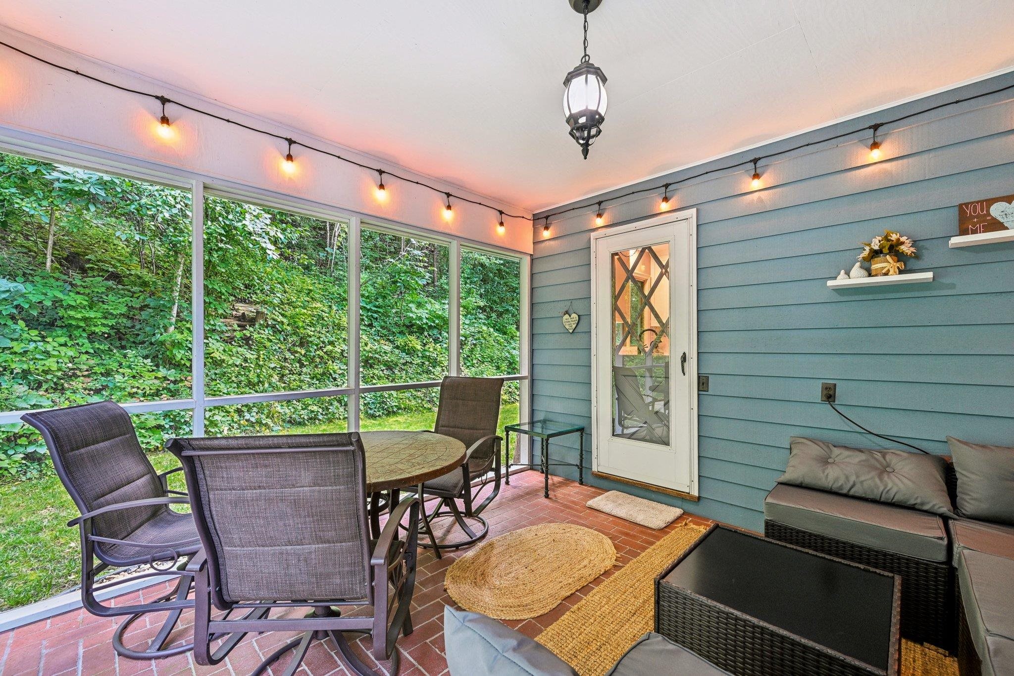 735 Westbrook Drive
