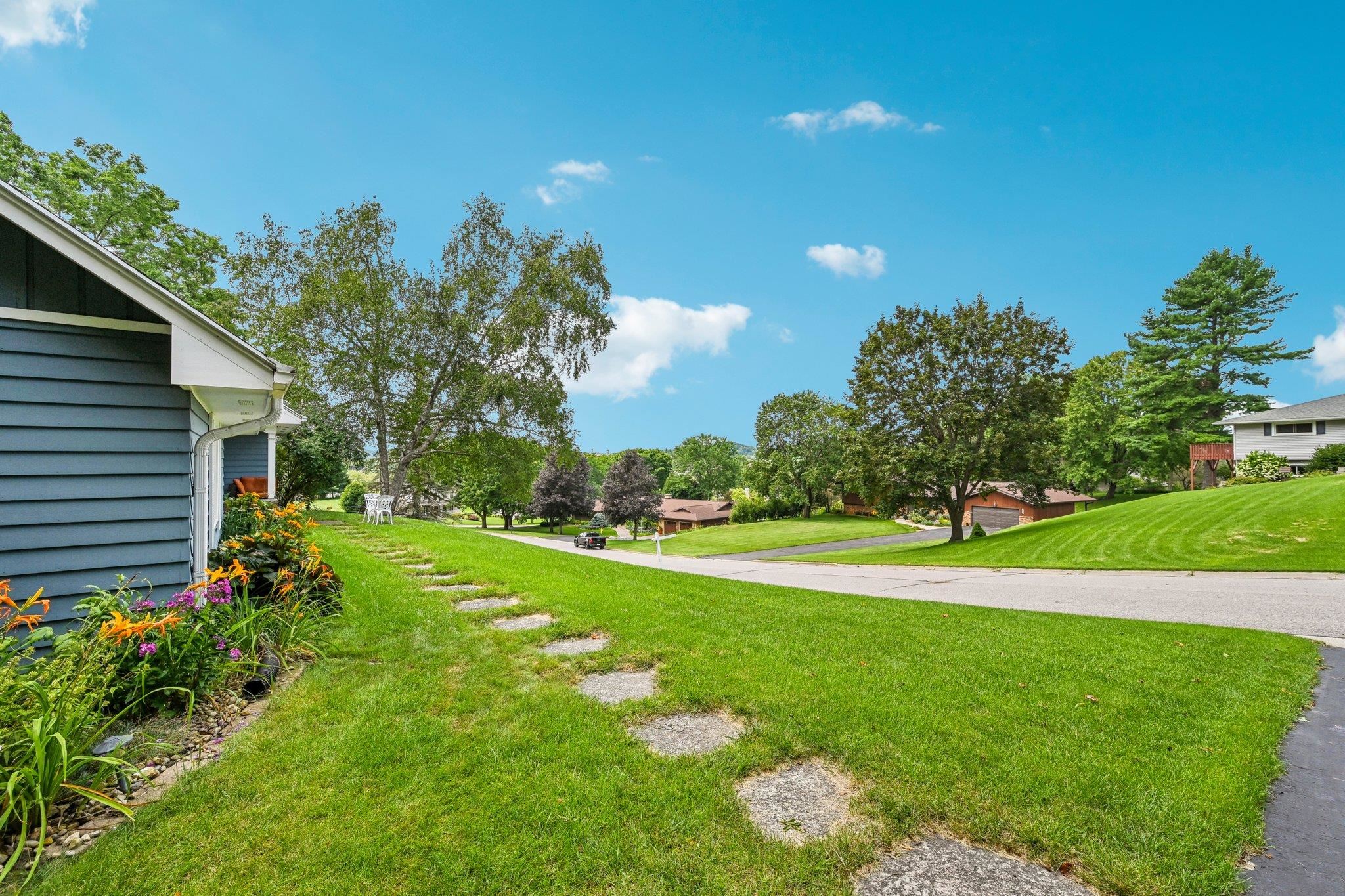 735 Westbrook Drive